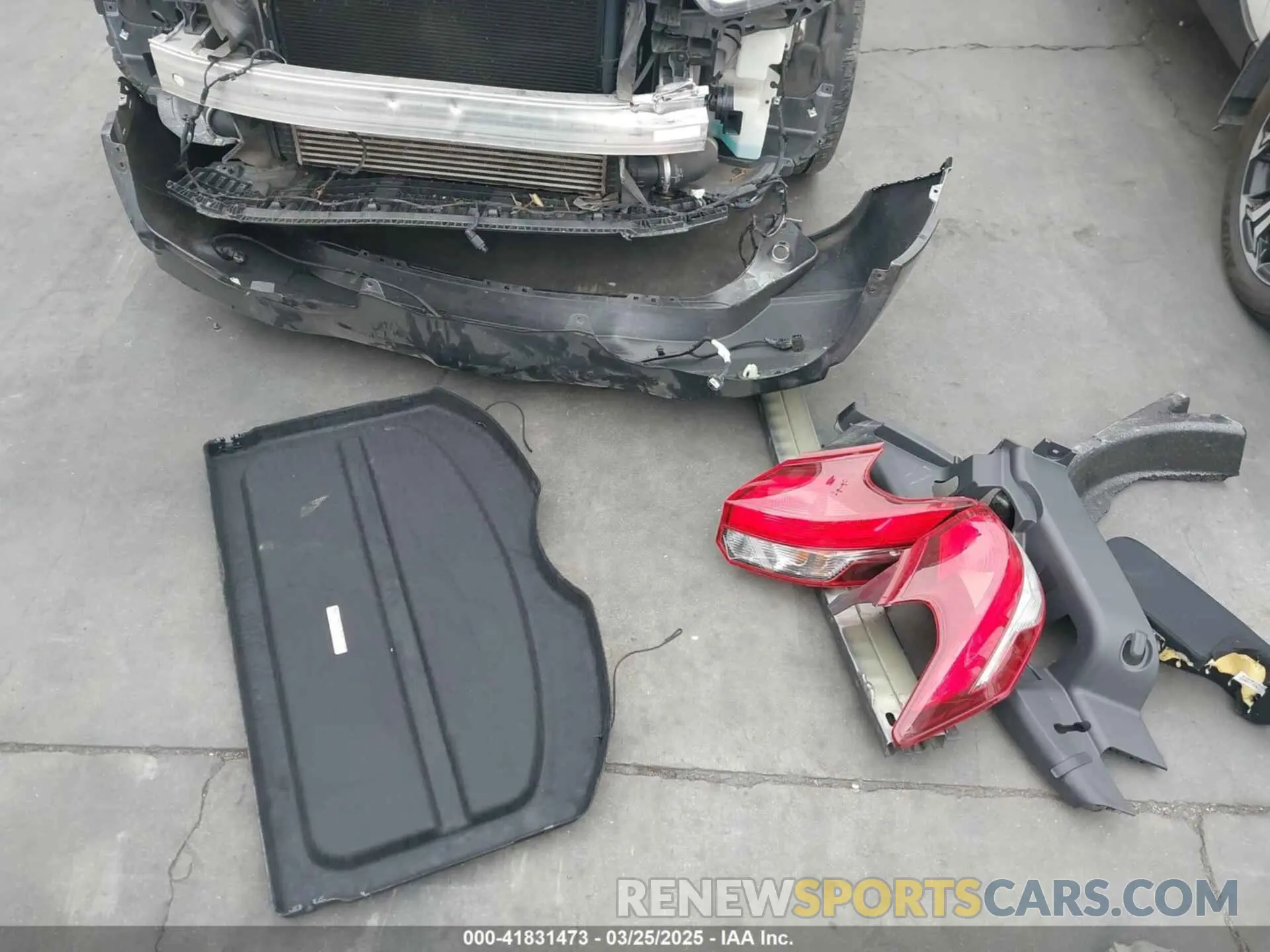 12 Photograph of a damaged car 3N1CP5CV8LL565765 NISSAN KICKS 2020