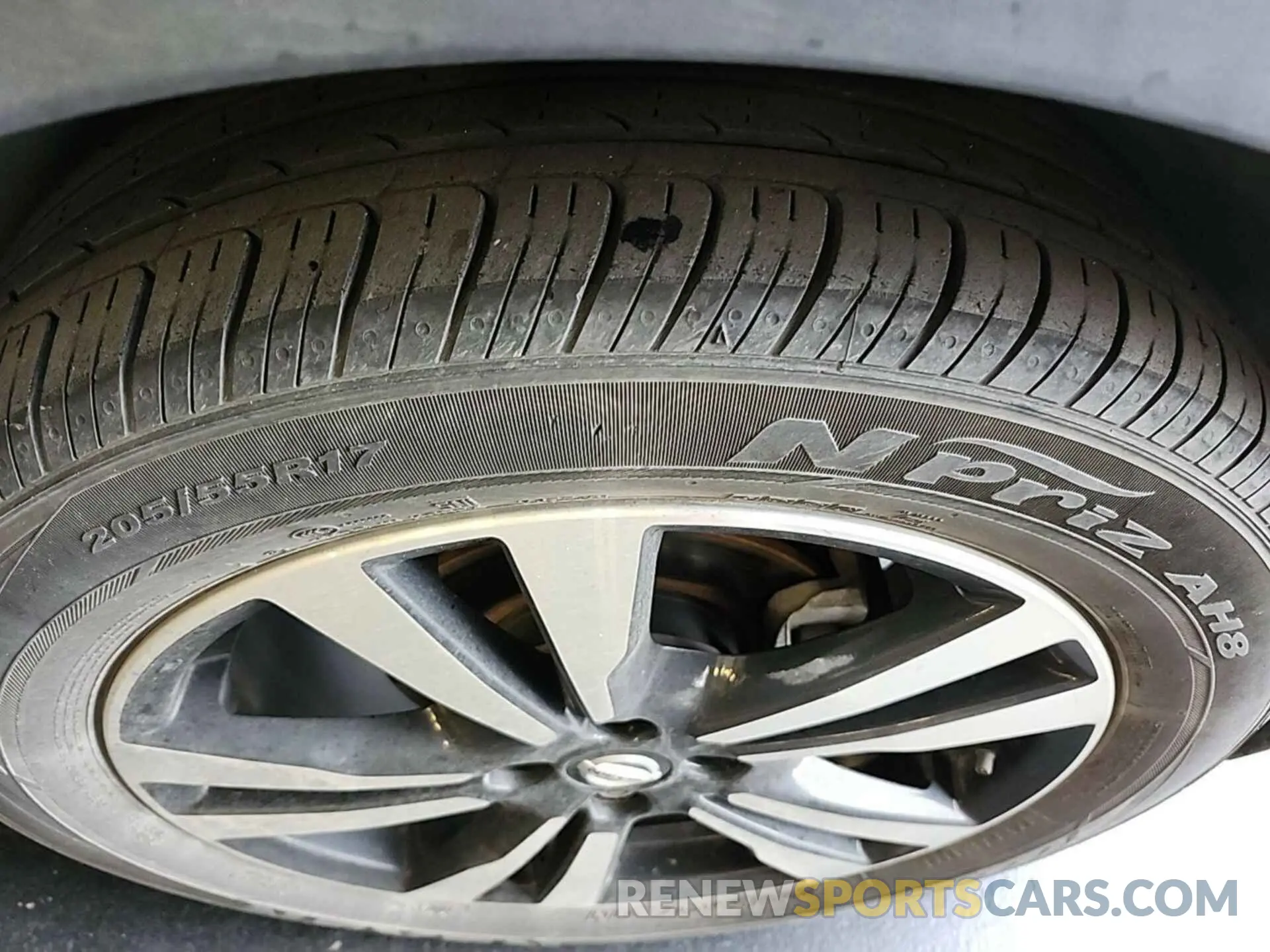13 Фотография поврежденного автомобиля 3N1CP5CV8LL567497 NISSAN KICKS 2020