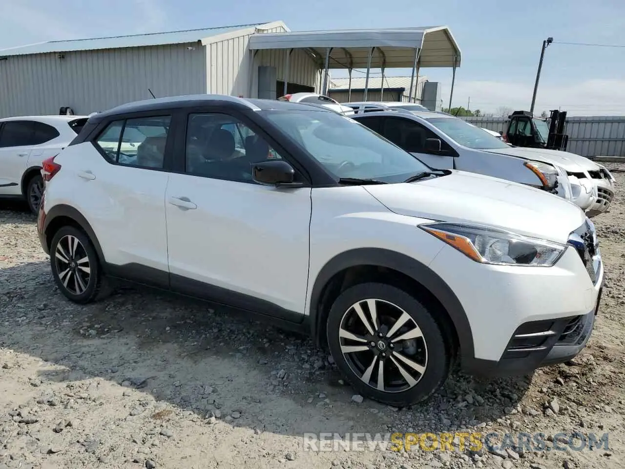 4 Photograph of a damaged car 3N1CP5CV9LL499209 NISSAN KICKS 2020