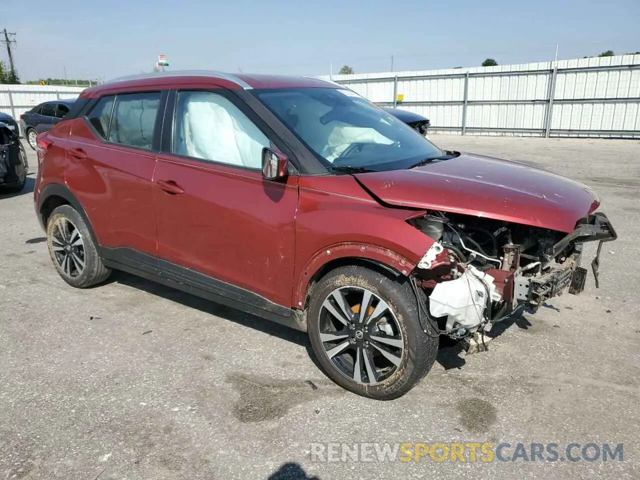 4 Photograph of a damaged car 3N1CP5CVXLL521962 NISSAN KICKS 2020