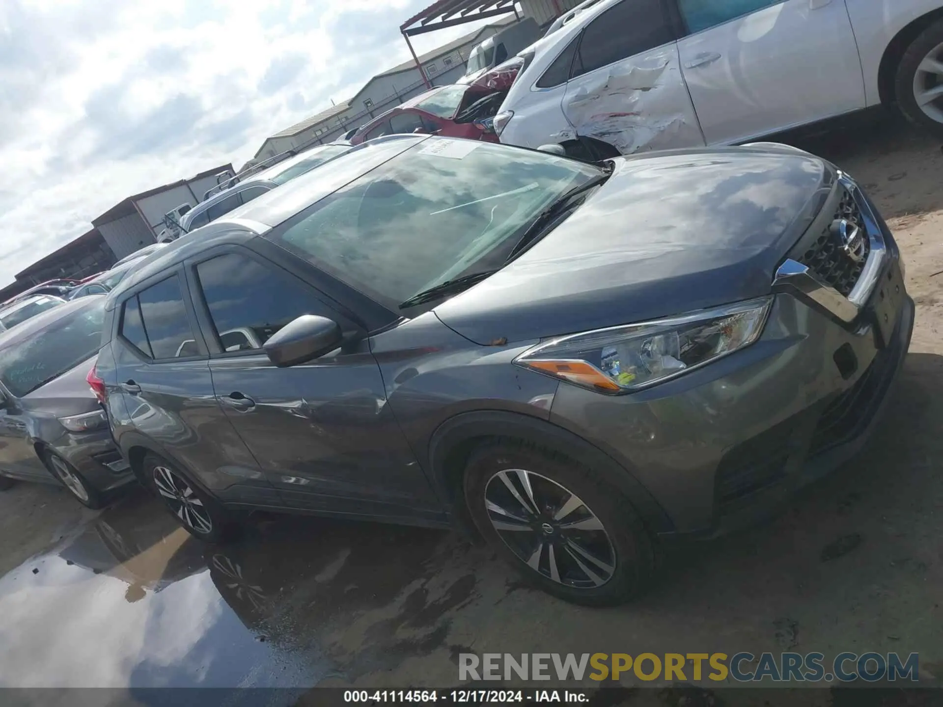13 Photograph of a damaged car 3N1CP5CVXLL547056 NISSAN KICKS 2020