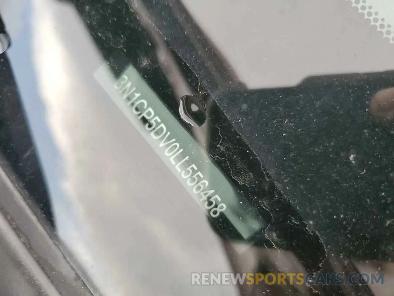 13 Photograph of a damaged car 3N1CP5DV0LL556458 NISSAN KICKS 2020