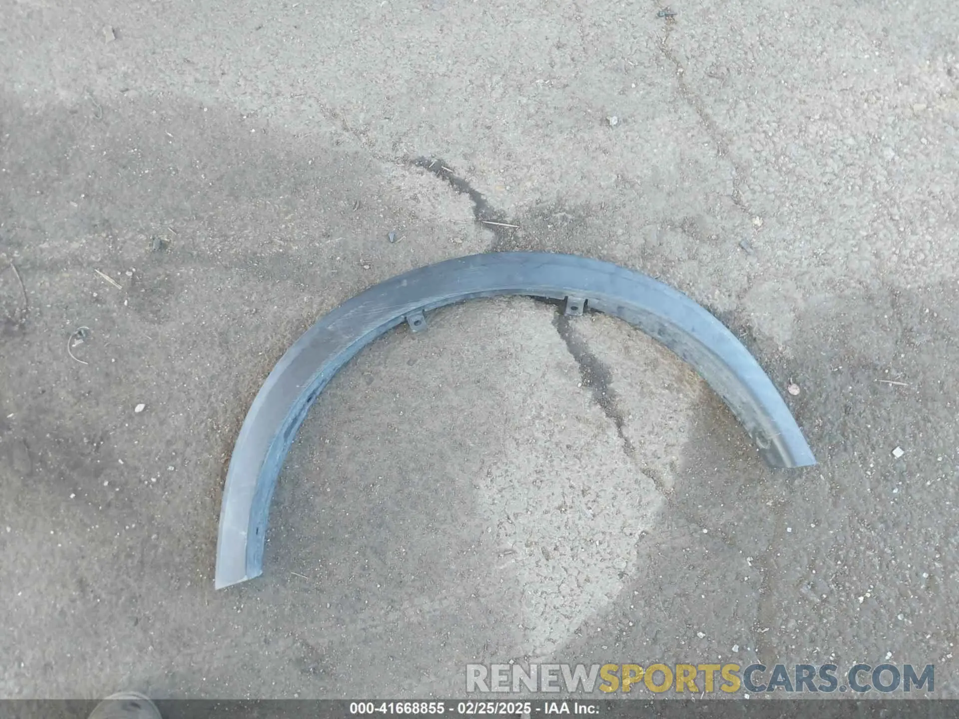 12 Photograph of a damaged car 3N1CP5DV0LL558131 NISSAN KICKS 2020