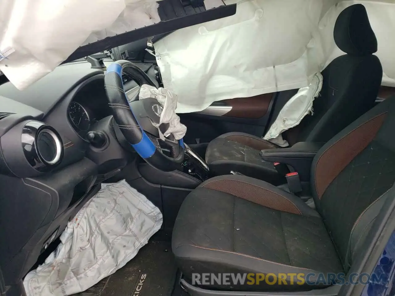 7 Photograph of a damaged car 3N1CP5DV1LL484542 NISSAN KICKS 2020