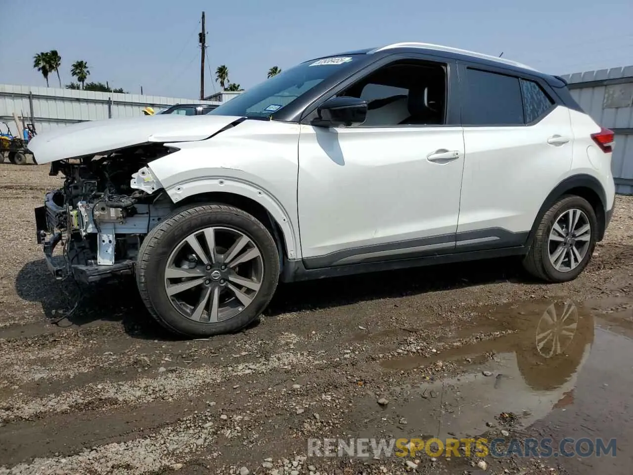 1 Photograph of a damaged car 3N1CP5DV1LL504658 NISSAN KICKS 2020