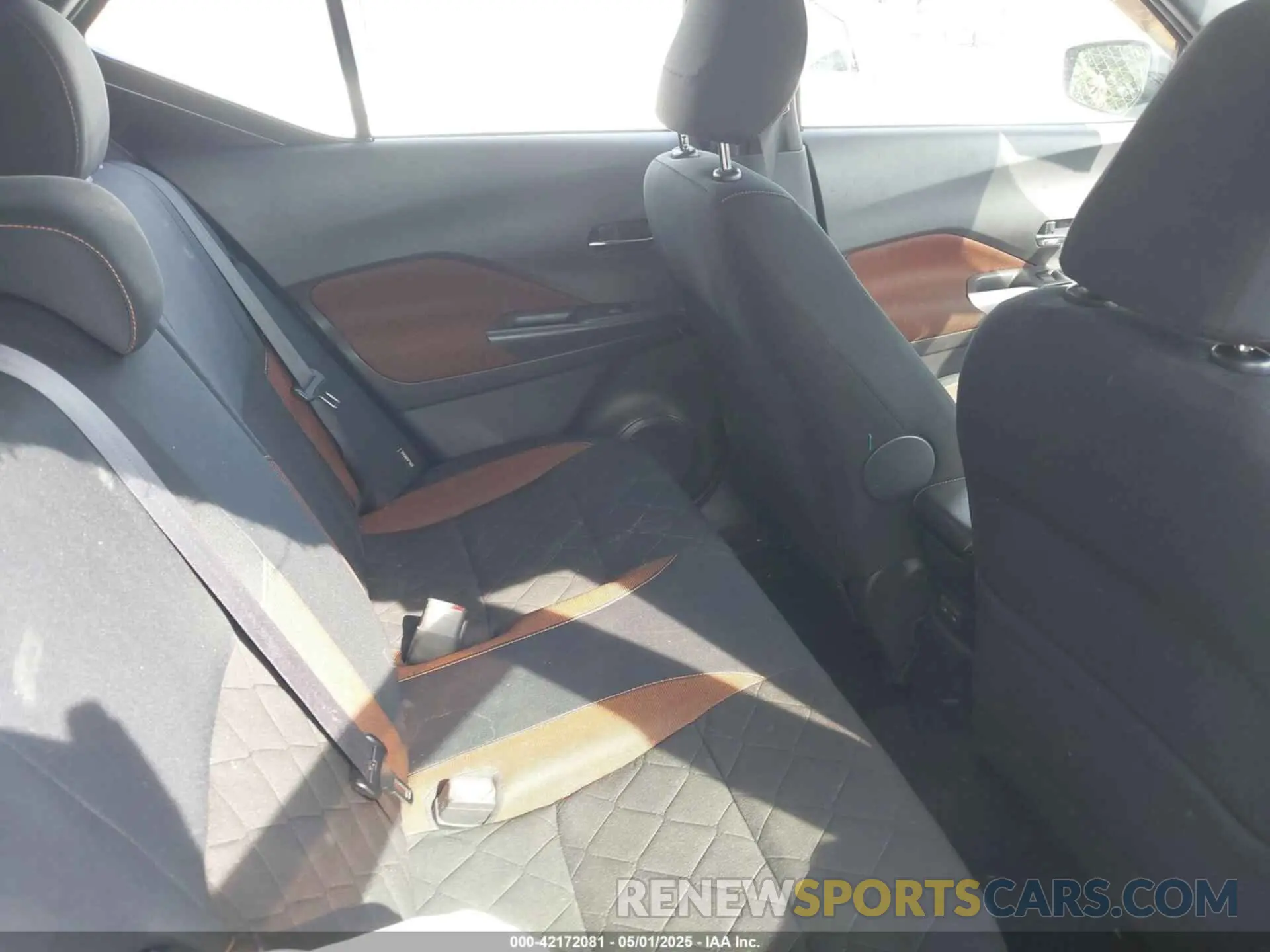 8 Photograph of a damaged car 3N1CP5DV1LL516745 NISSAN KICKS 2020