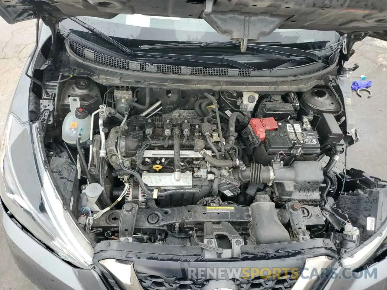 12 Photograph of a damaged car 3N1CP5DV1LL533738 NISSAN KICKS 2020