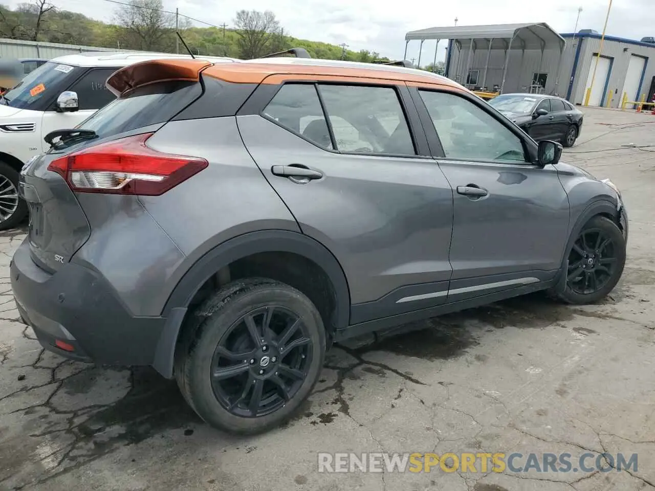 3 Photograph of a damaged car 3N1CP5DV1LL533738 NISSAN KICKS 2020