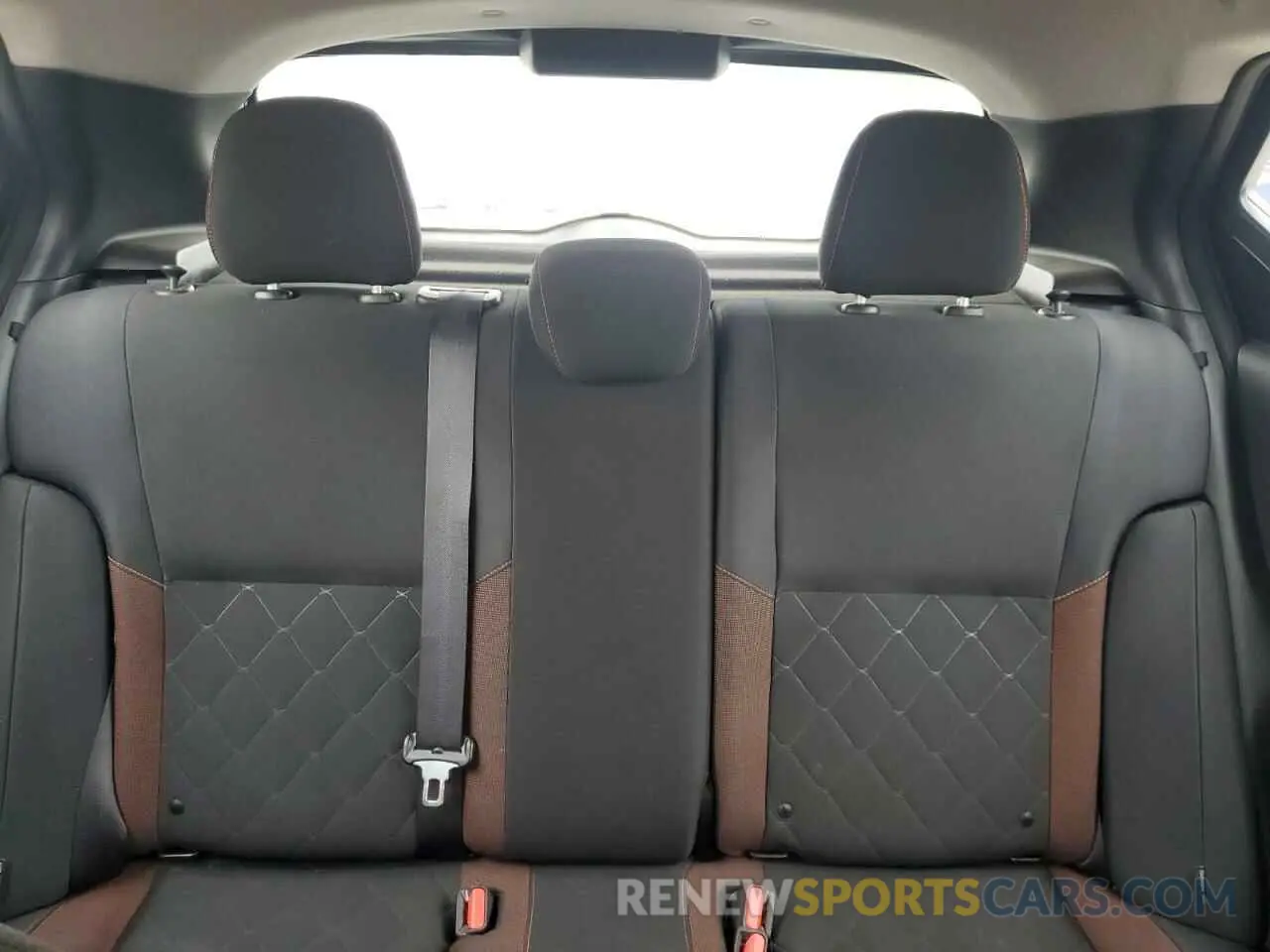 10 Photograph of a damaged car 3N1CP5DV2LL533375 NISSAN KICKS 2020