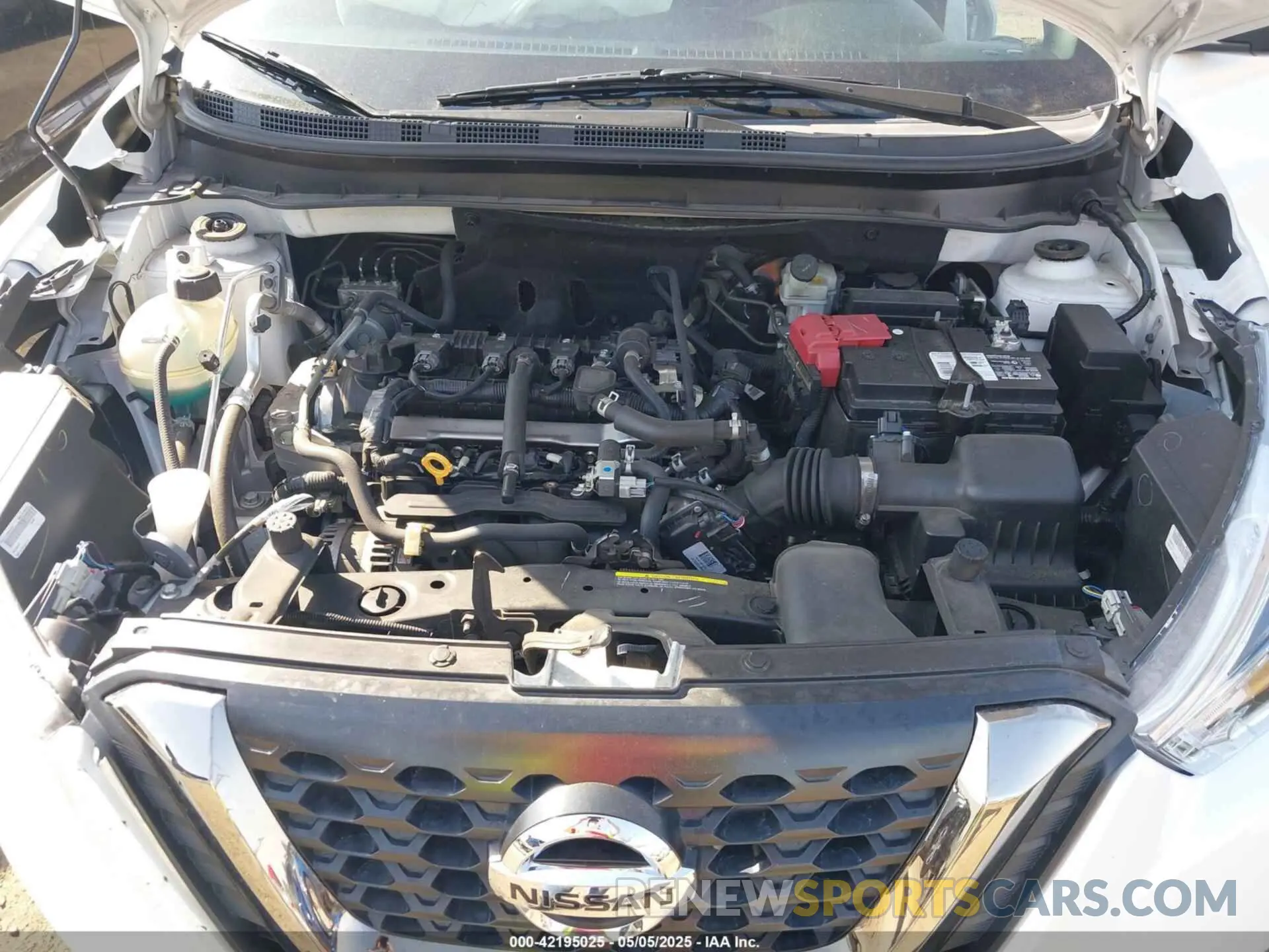 10 Photograph of a damaged car 3N1CP5DV4LL485202 NISSAN KICKS 2020