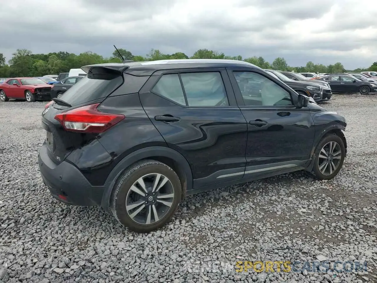 3 Photograph of a damaged car 3N1CP5DV4LL533989 NISSAN KICKS 2020