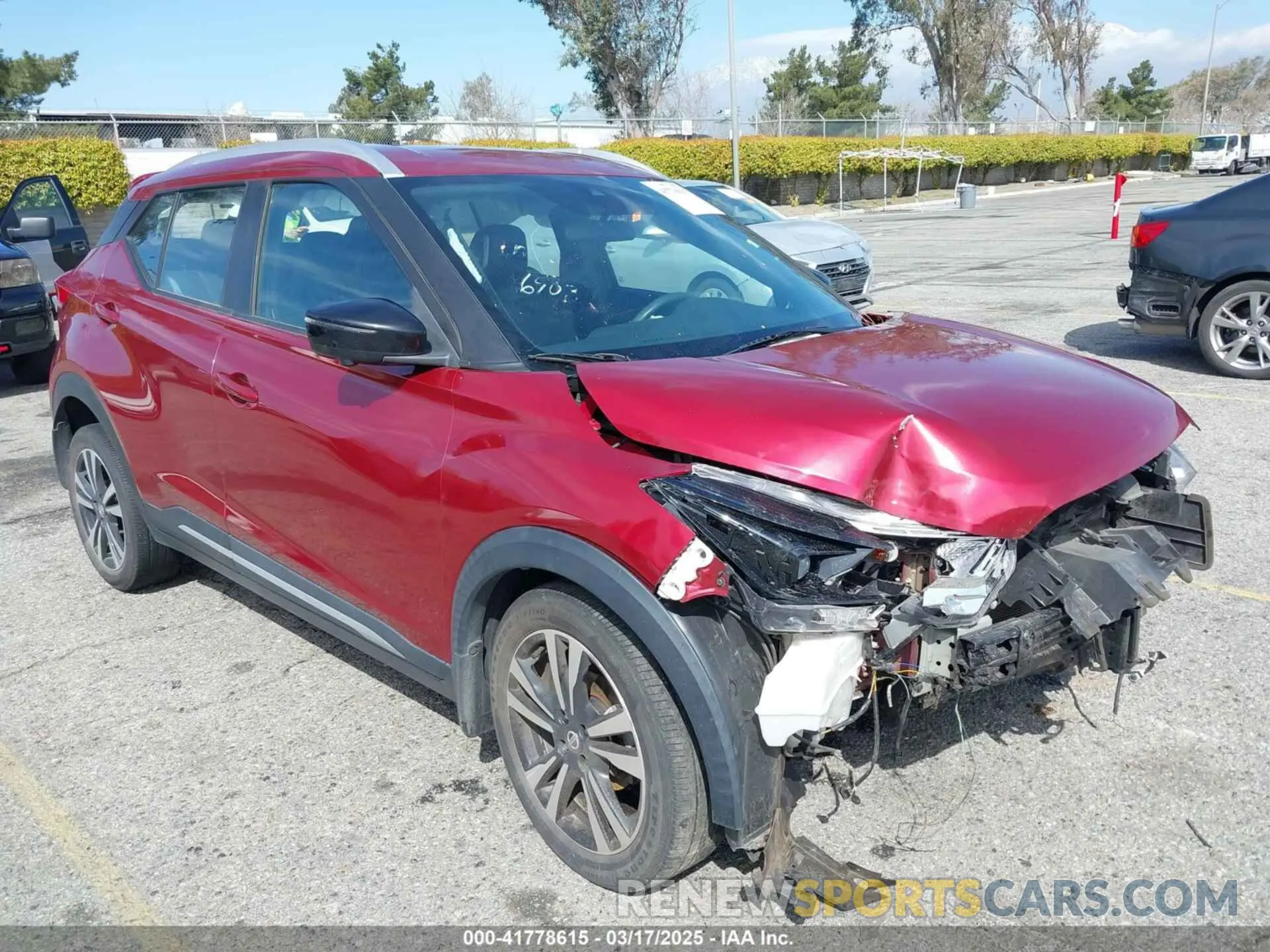 1 Фотография поврежденного автомобиля 3N1CP5DV5LL536903 NISSAN KICKS 2020