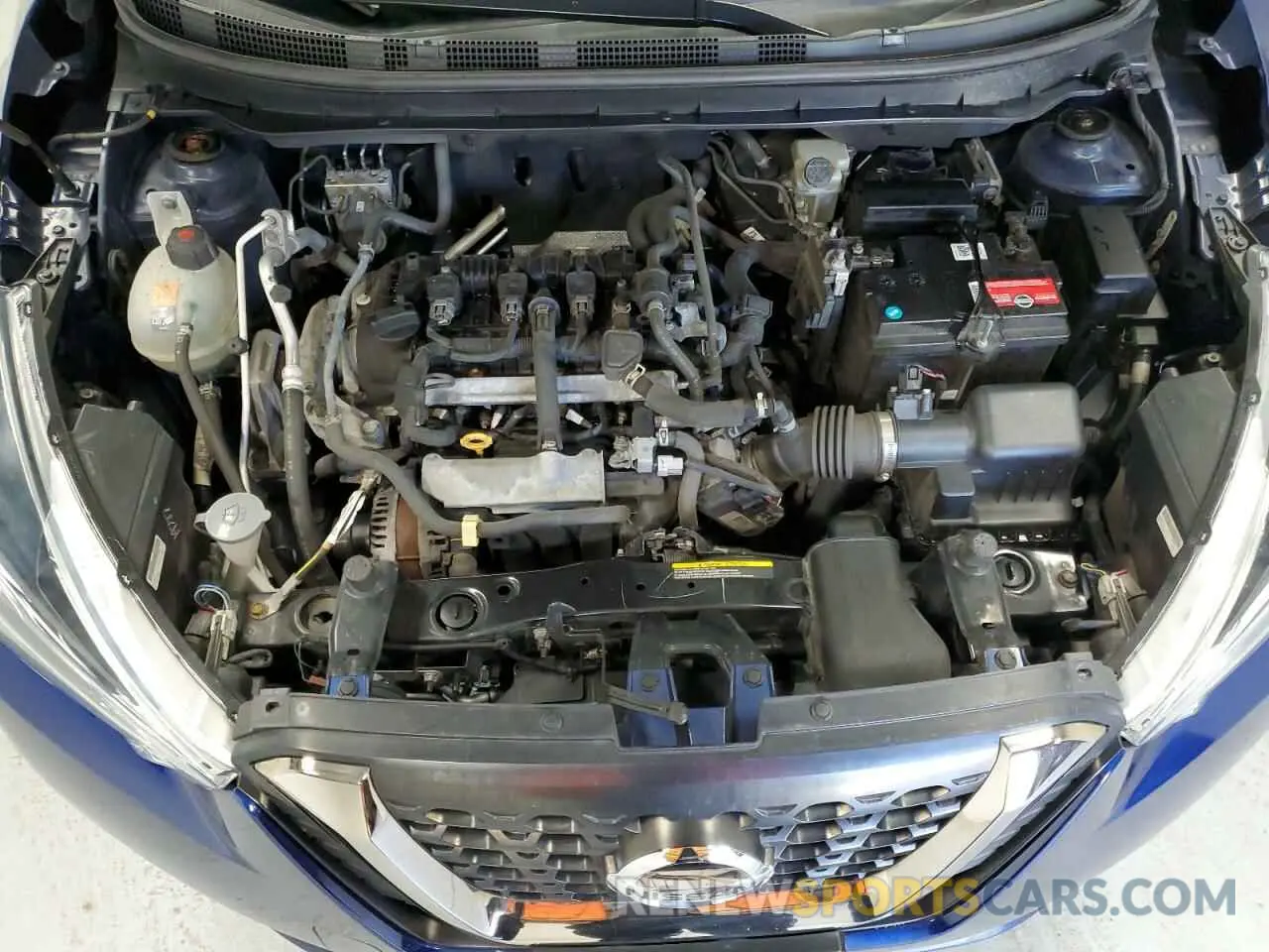 11 Photograph of a damaged car 3N1CP5DV6LL535680 NISSAN KICKS 2020