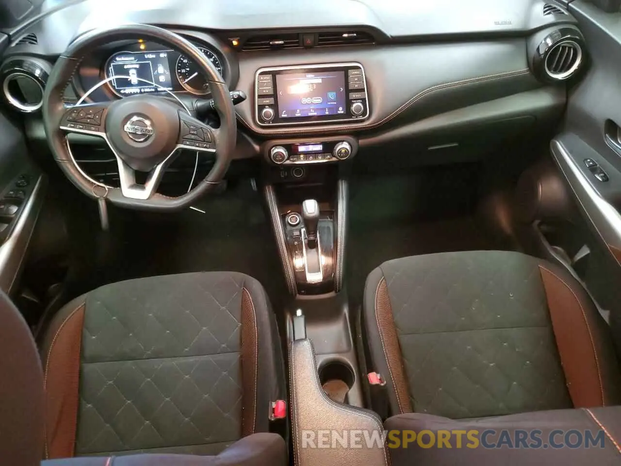 8 Photograph of a damaged car 3N1CP5DV6LL535680 NISSAN KICKS 2020