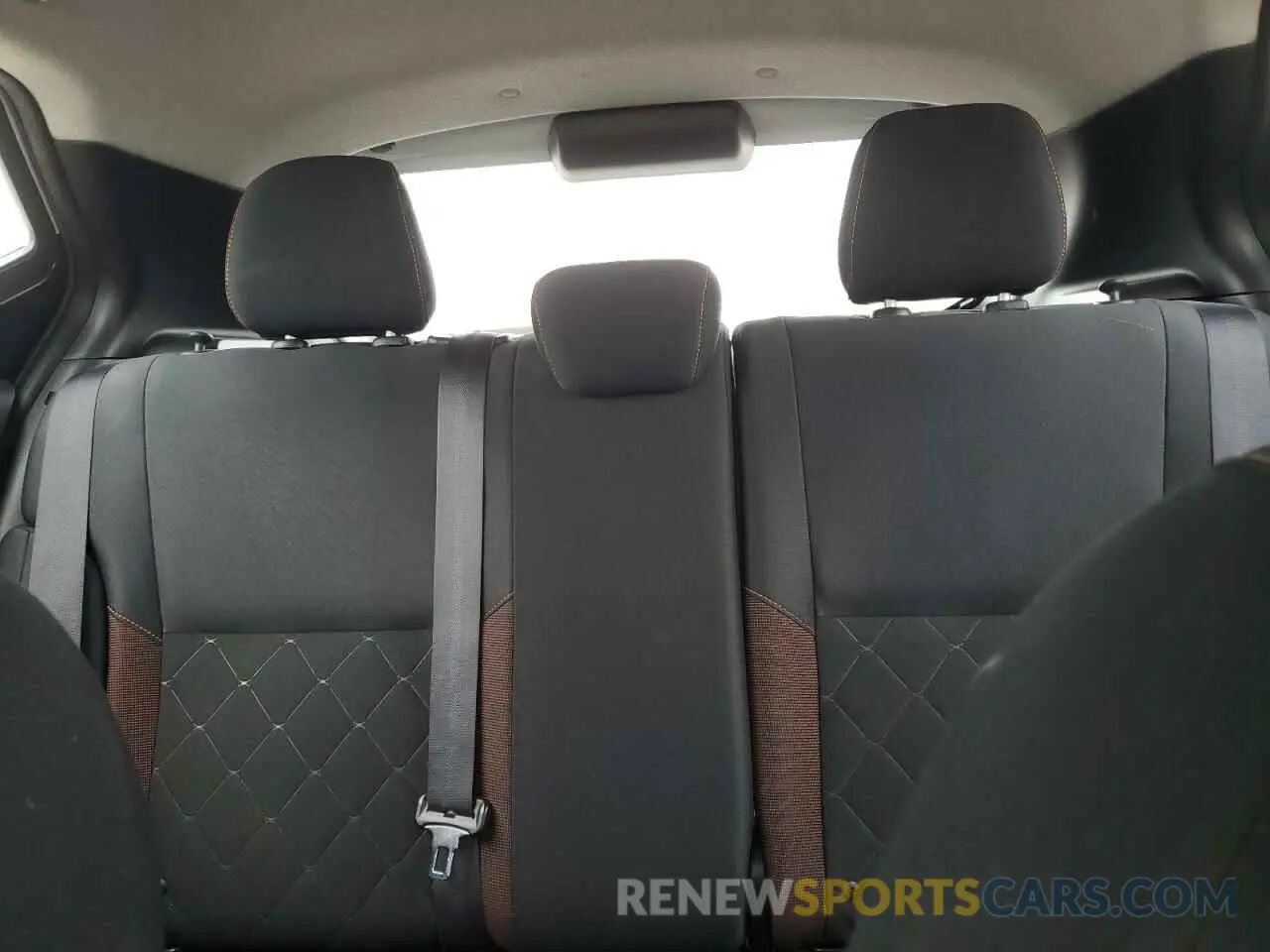 10 Photograph of a damaged car 3N1CP5DV7LL518502 NISSAN KICKS 2020