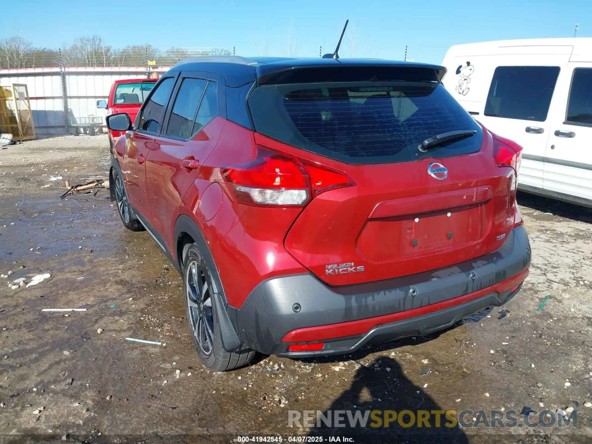 3 Photograph of a damaged car 3N1CP5DV7LL554917 NISSAN KICKS 2020
