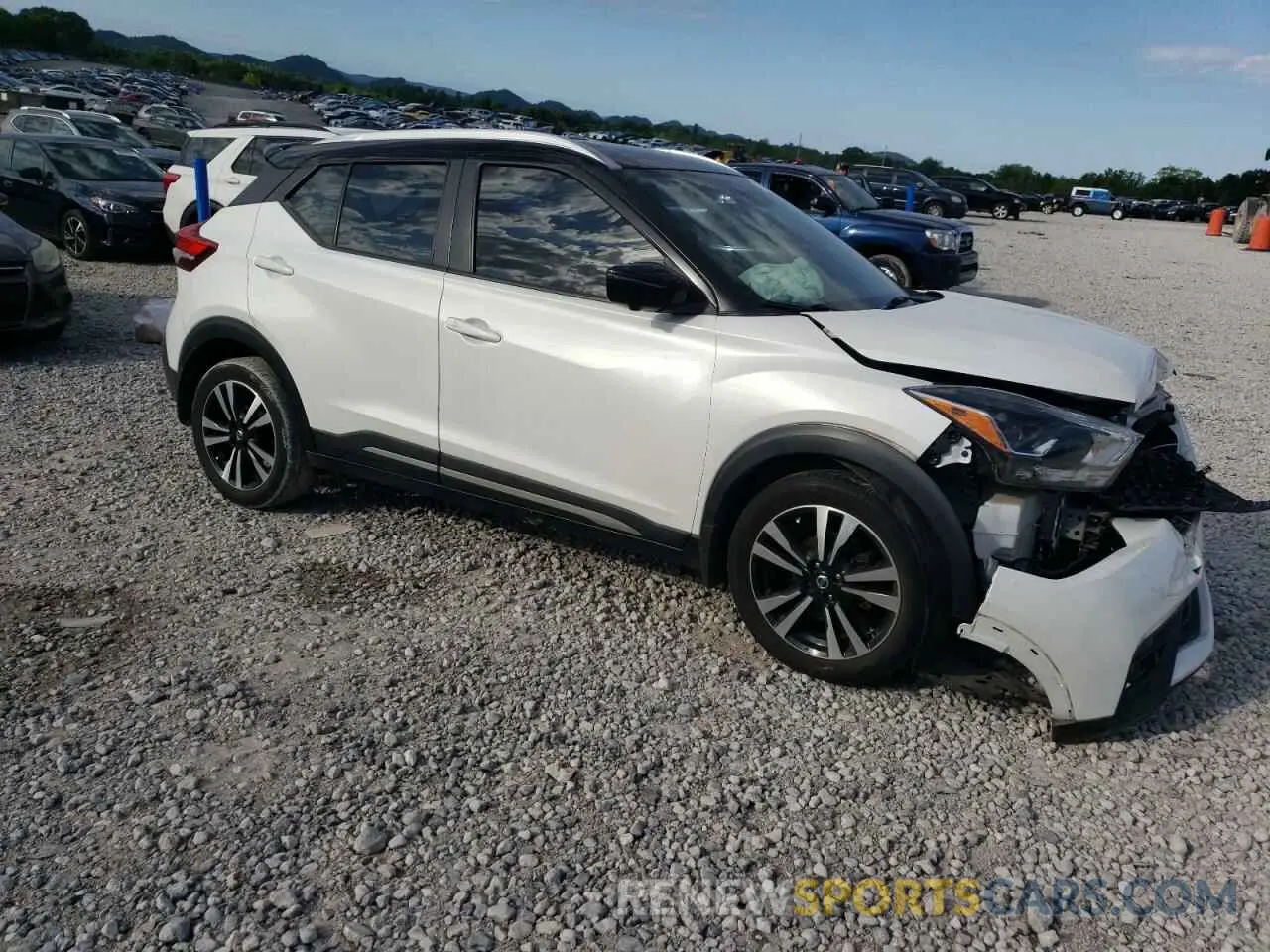 4 Фотография поврежденного автомобиля 3N1CP5DV8LL477913 NISSAN KICKS 2020
