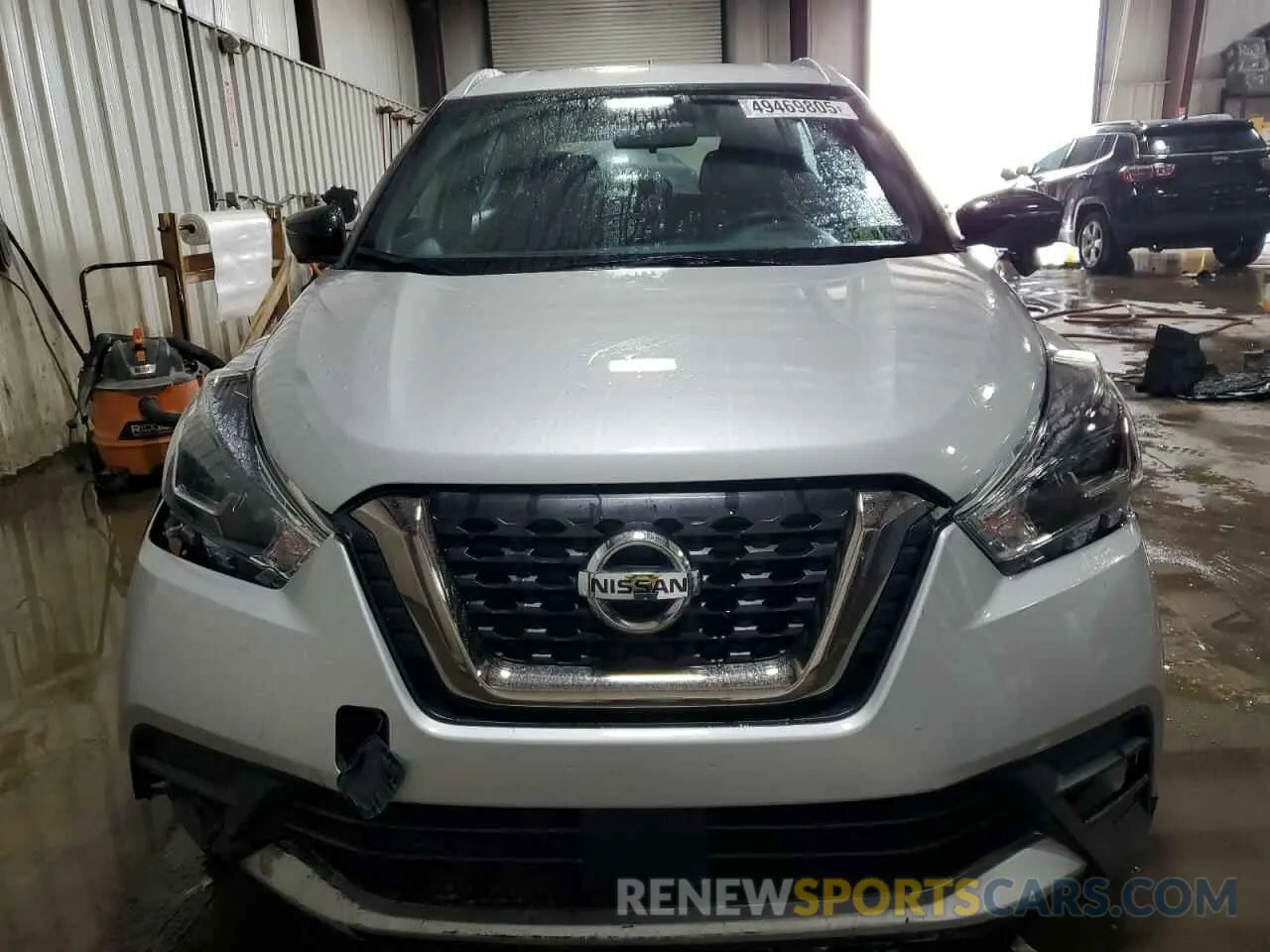5 Photograph of a damaged car 3N1CP5DV8LL524230 NISSAN KICKS 2020