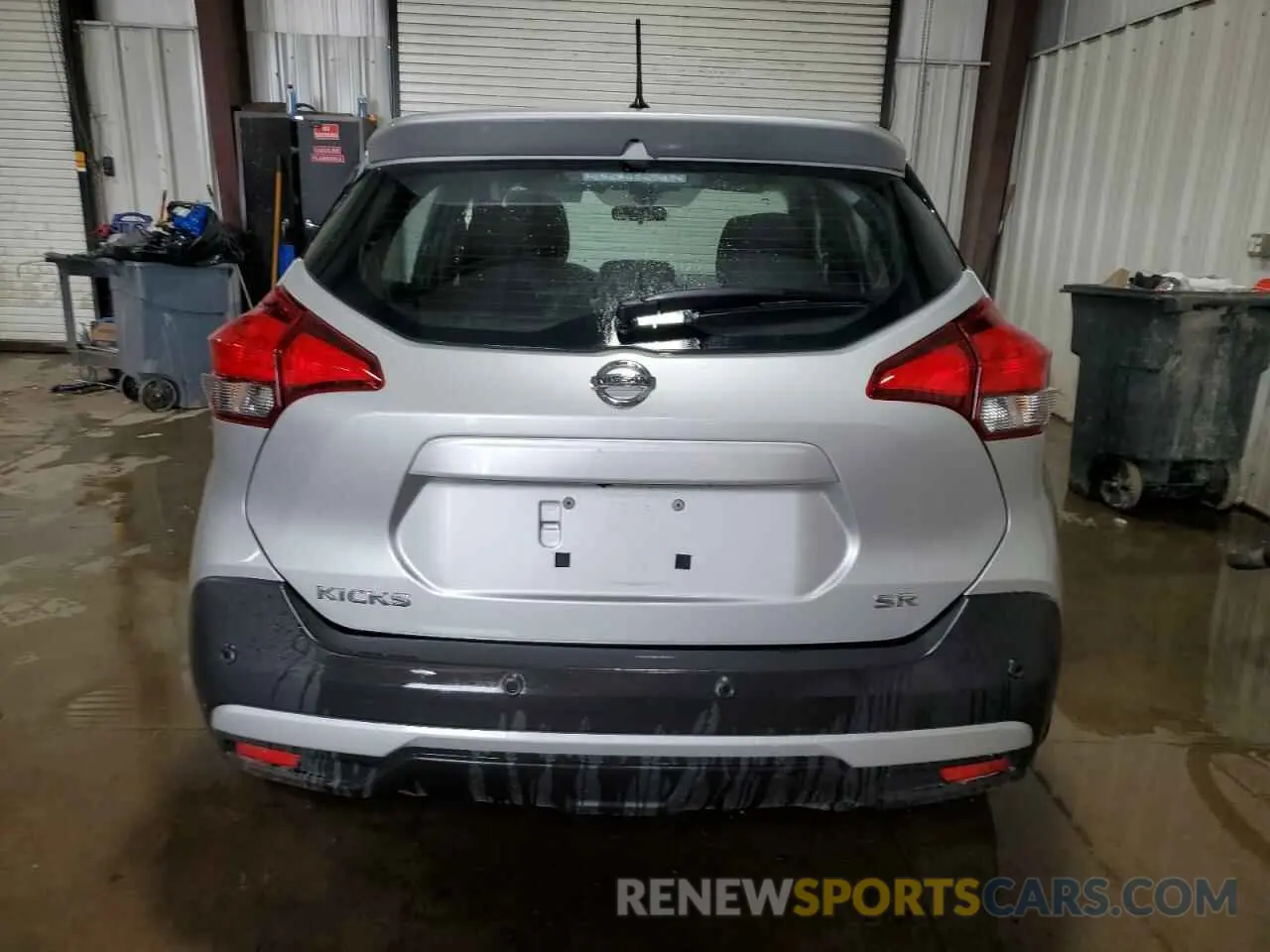 6 Photograph of a damaged car 3N1CP5DV8LL524230 NISSAN KICKS 2020