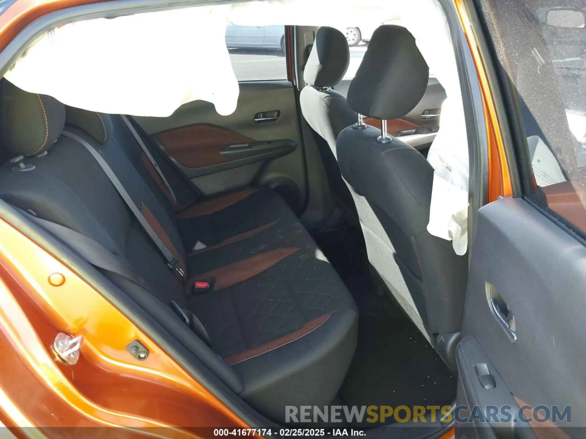 8 Photograph of a damaged car 3N1CP5DV8LL546115 NISSAN KICKS 2020