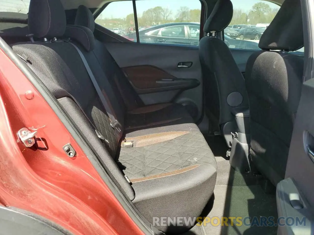 12 Photograph of a damaged car 3N1CP5DVXLL477959 NISSAN KICKS 2020