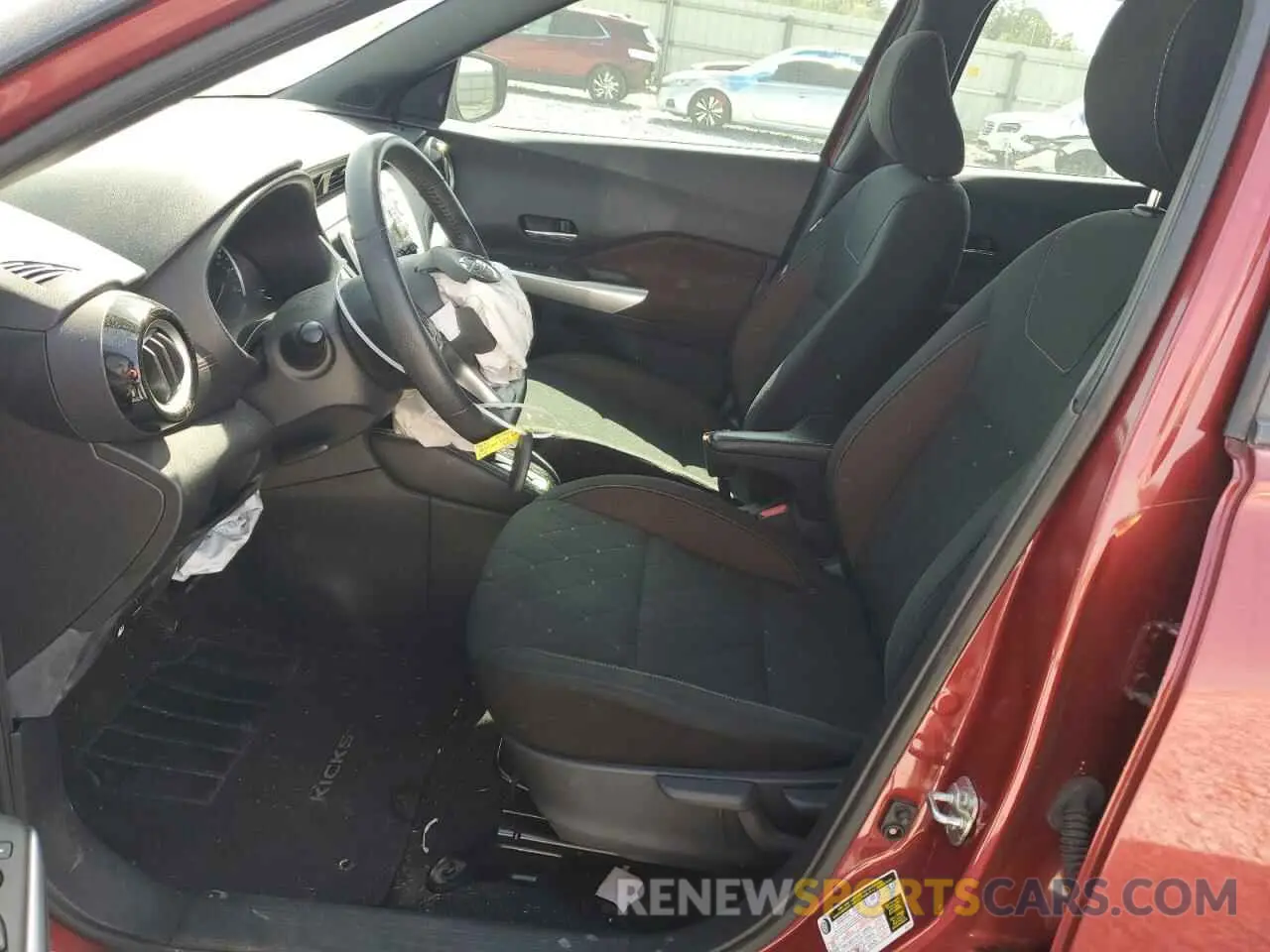 7 Photograph of a damaged car 3N1CP5DVXLL477959 NISSAN KICKS 2020