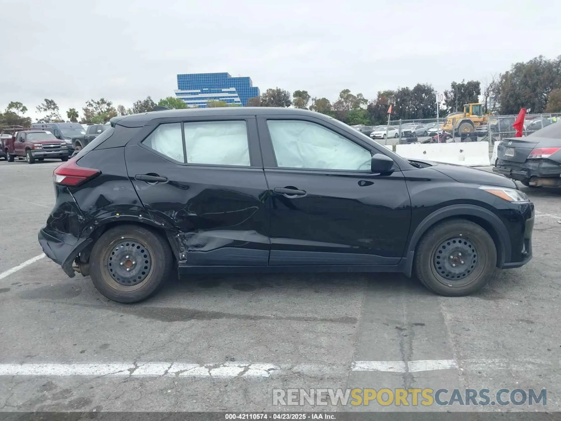 13 Фотография поврежденного автомобиля 3N1CP5BV0ML517003 NISSAN KICKS 2021