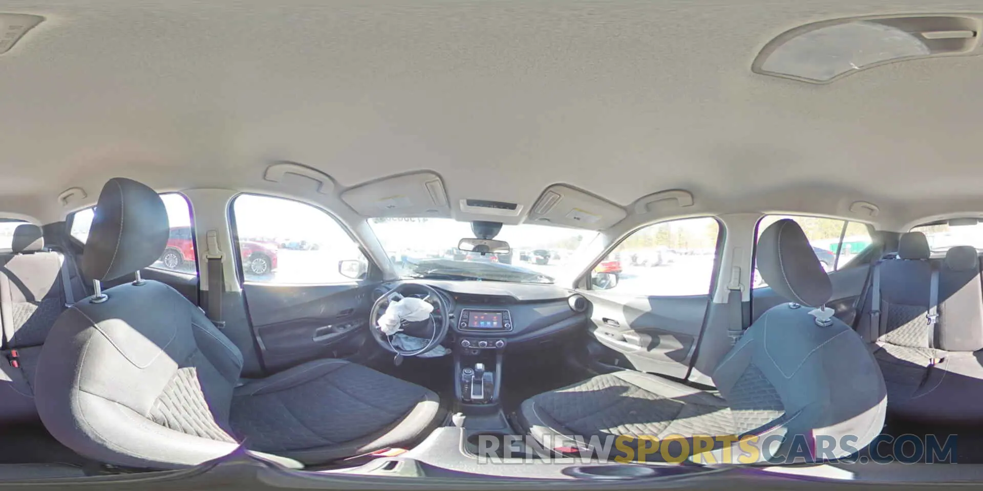 12 Photograph of a damaged car 3N1CP5BV0ML519303 NISSAN KICKS 2021