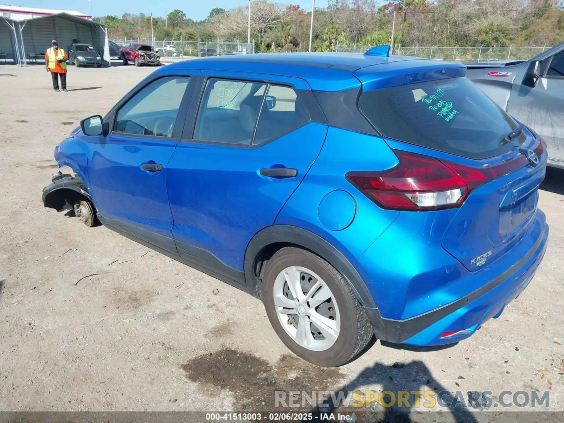 3 Фотография поврежденного автомобиля 3N1CP5BV0ML522783 NISSAN KICKS 2021