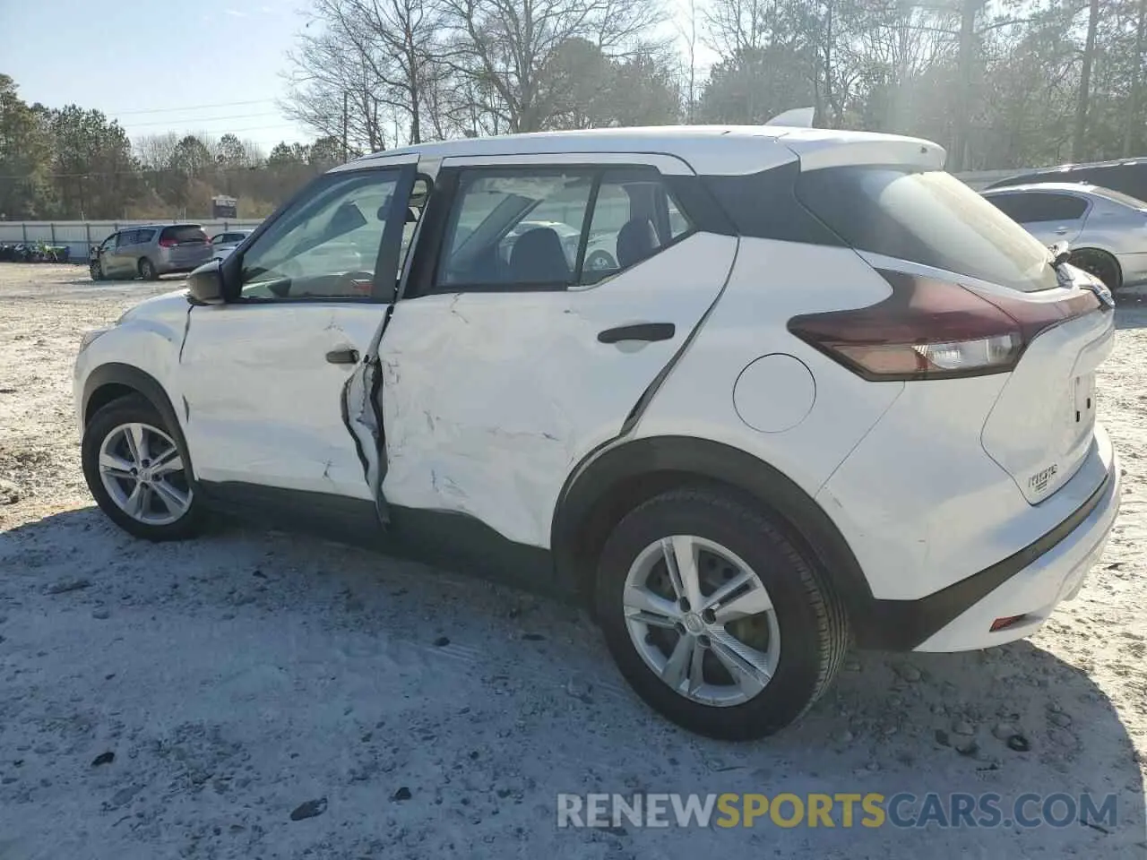 2 Photograph of a damaged car 3N1CP5BV1ML532917 NISSAN KICKS 2021