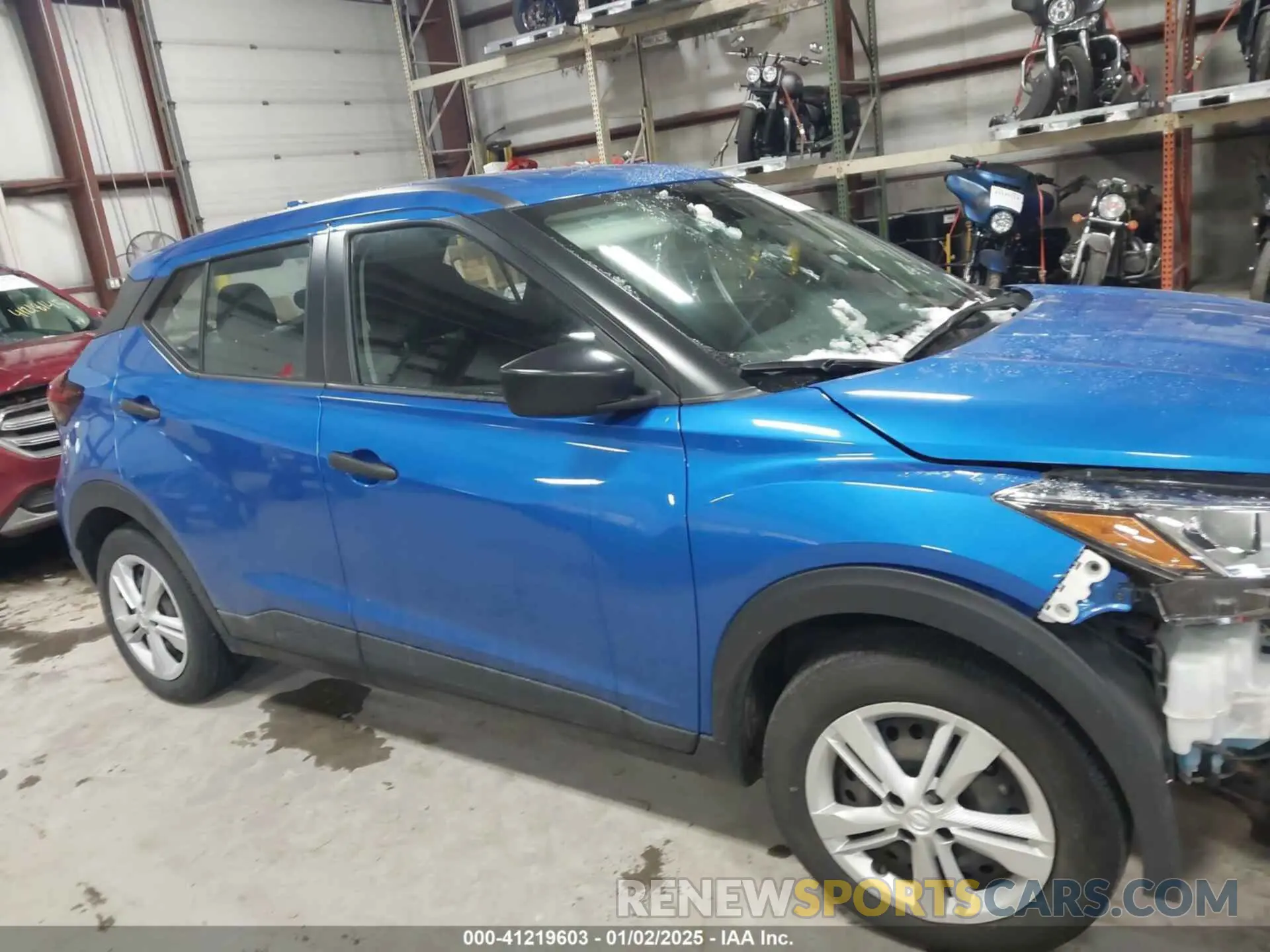 13 Photograph of a damaged car 3N1CP5BV2ML477362 NISSAN KICKS 2021