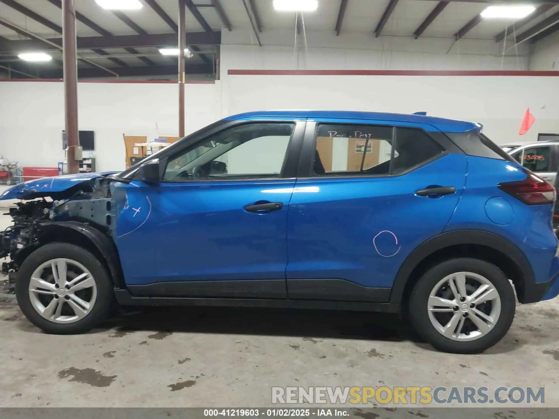 14 Photograph of a damaged car 3N1CP5BV2ML477362 NISSAN KICKS 2021