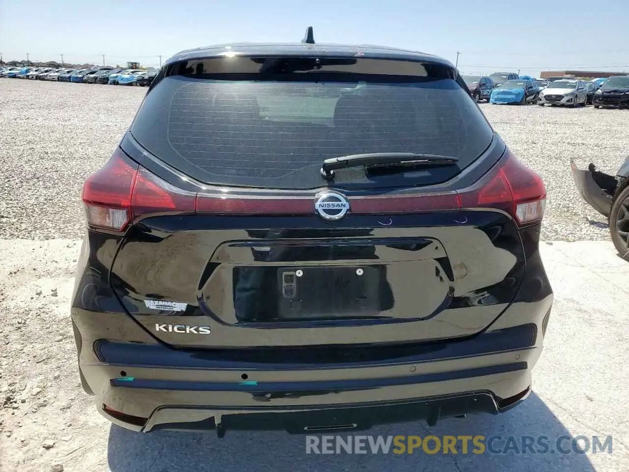 6 Photograph of a damaged car 3N1CP5BV3ML538220 NISSAN KICKS 2021