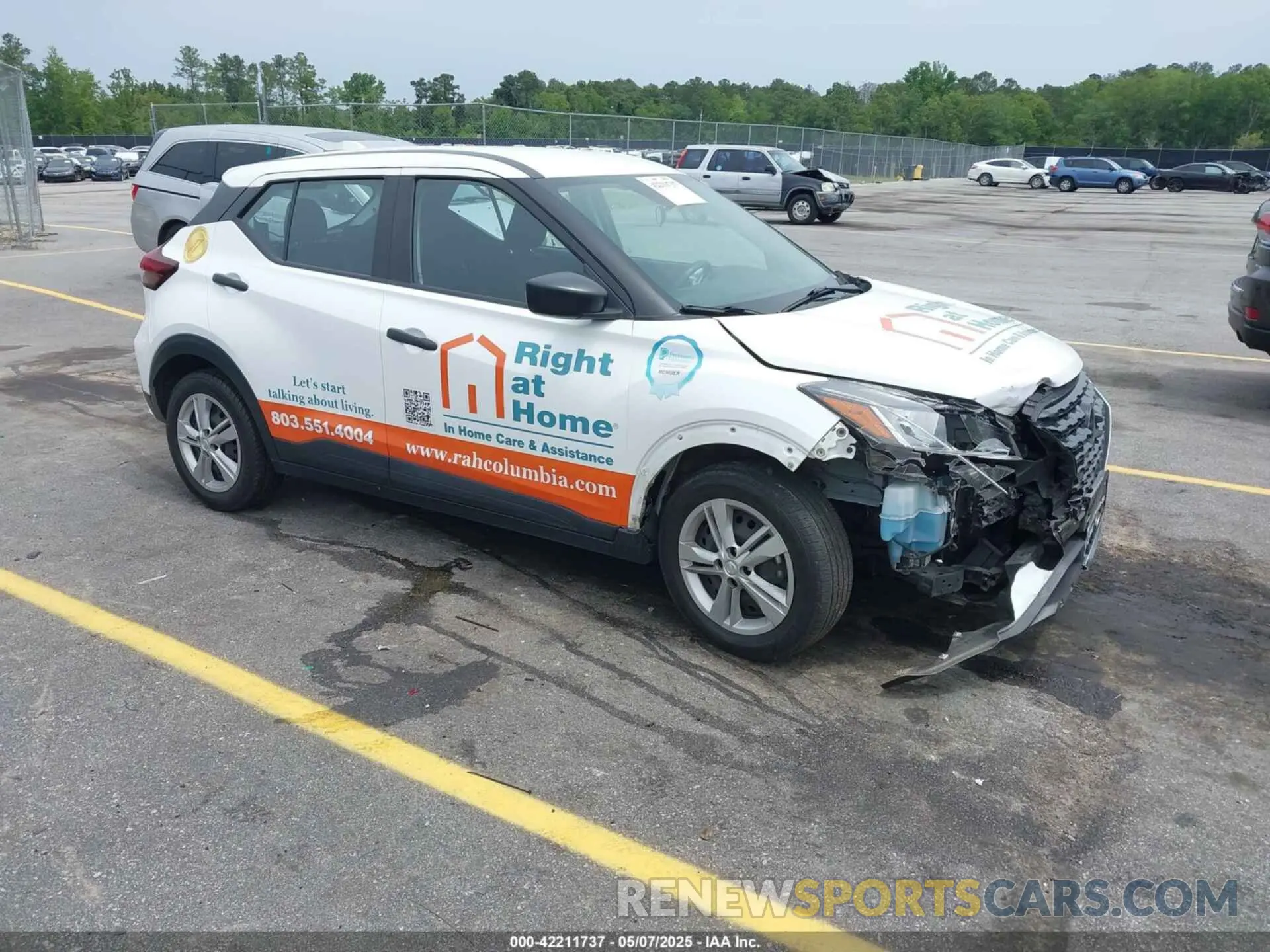 1 Photograph of a damaged car 3N1CP5BV4ML533432 NISSAN KICKS 2021