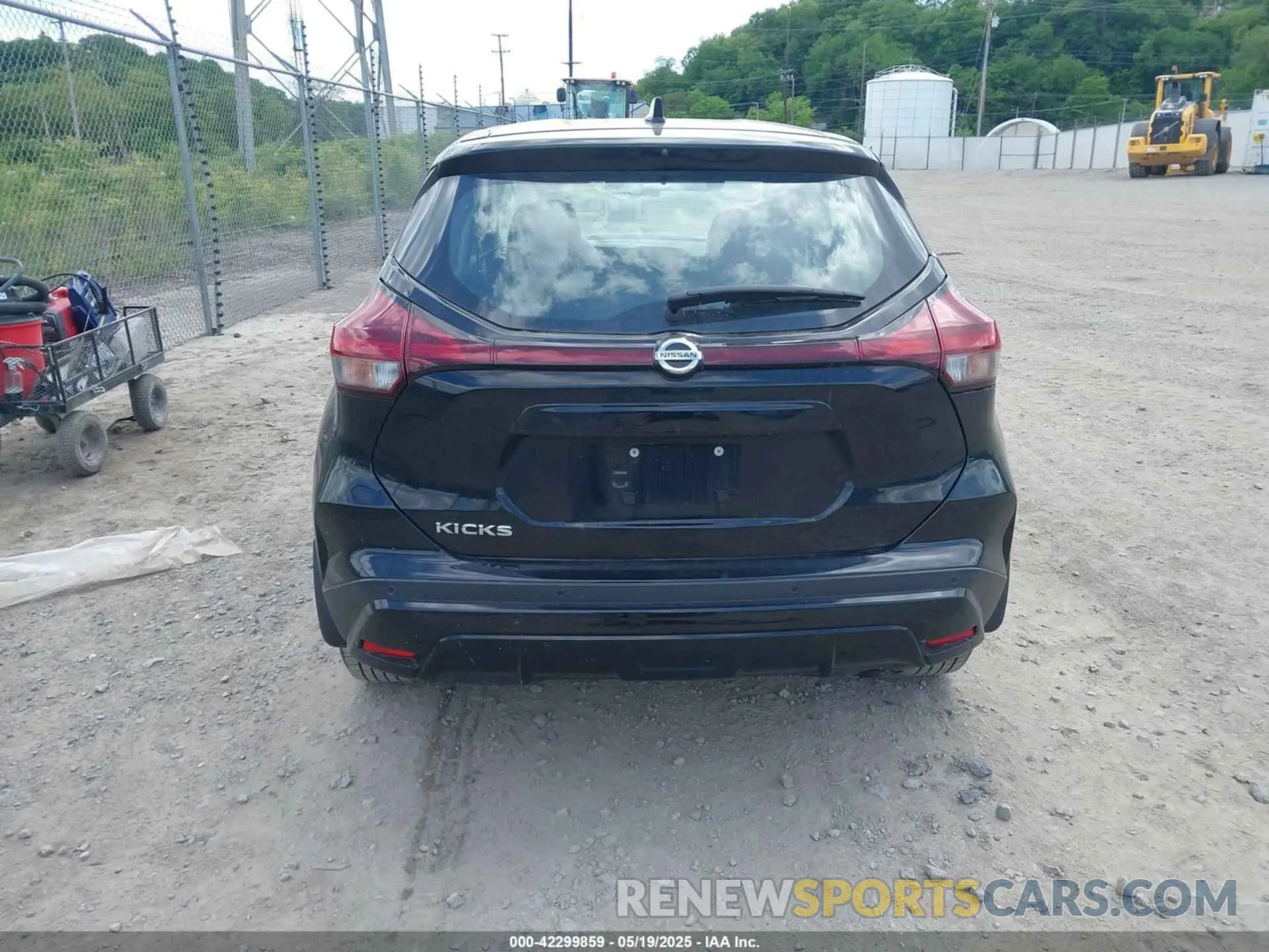 17 Фотография поврежденного автомобиля 3N1CP5BV5ML538039 NISSAN KICKS 2021
