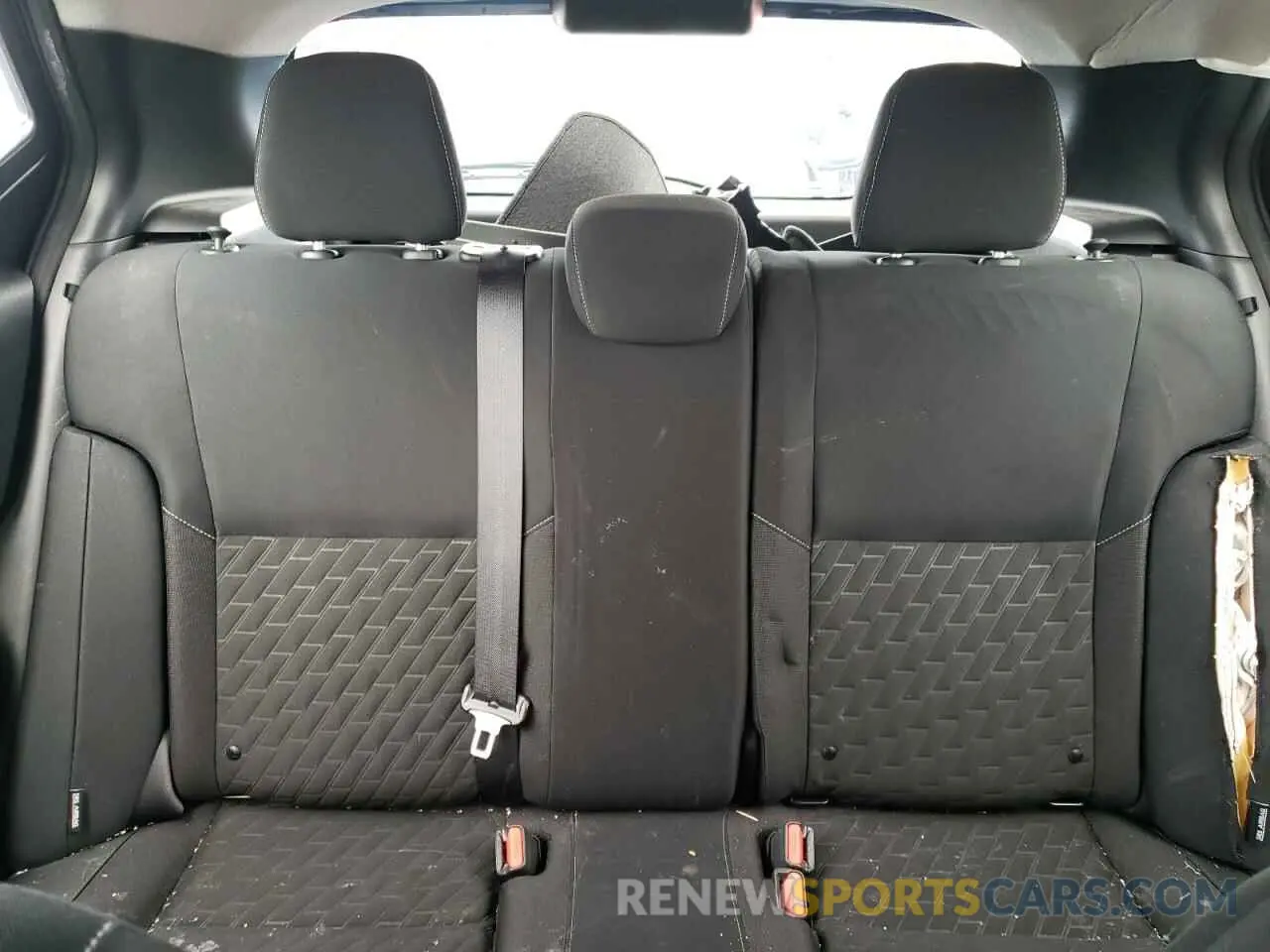10 Photograph of a damaged car 3N1CP5BV5ML549283 NISSAN KICKS 2021