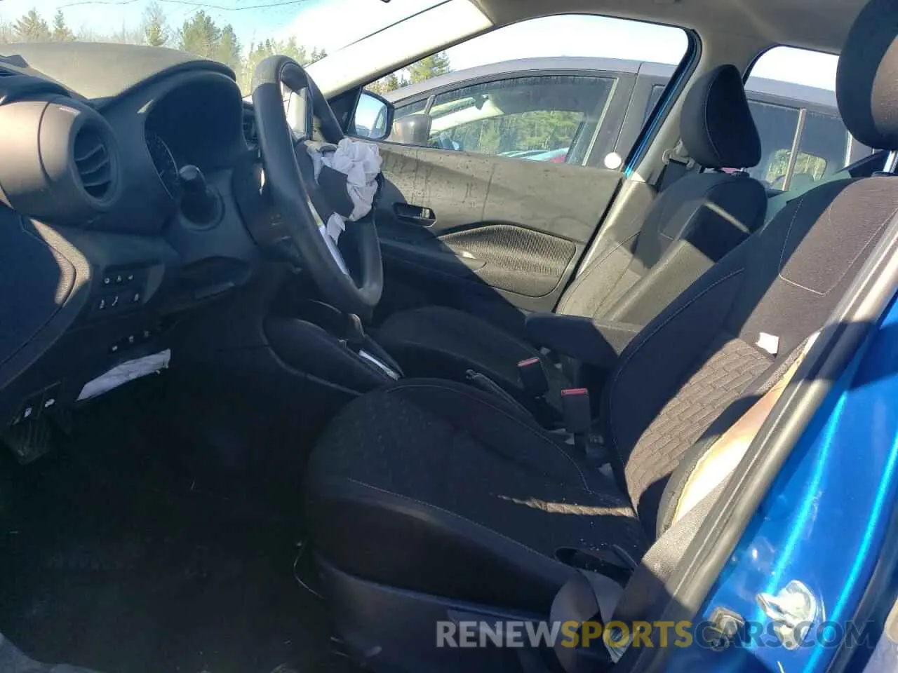 7 Photograph of a damaged car 3N1CP5BV5ML549283 NISSAN KICKS 2021