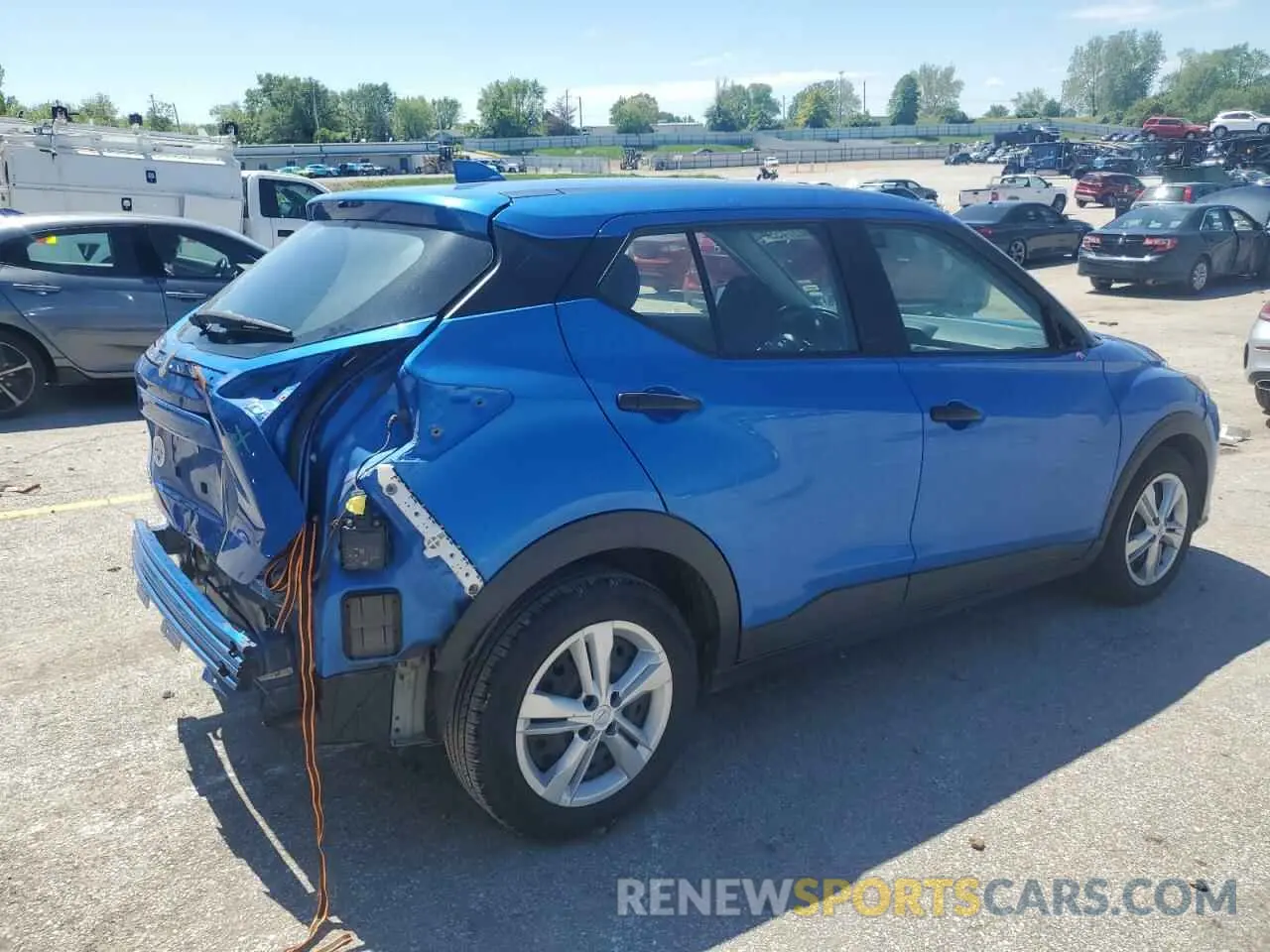 3 Photograph of a damaged car 3N1CP5BV6ML501520 NISSAN KICKS 2021