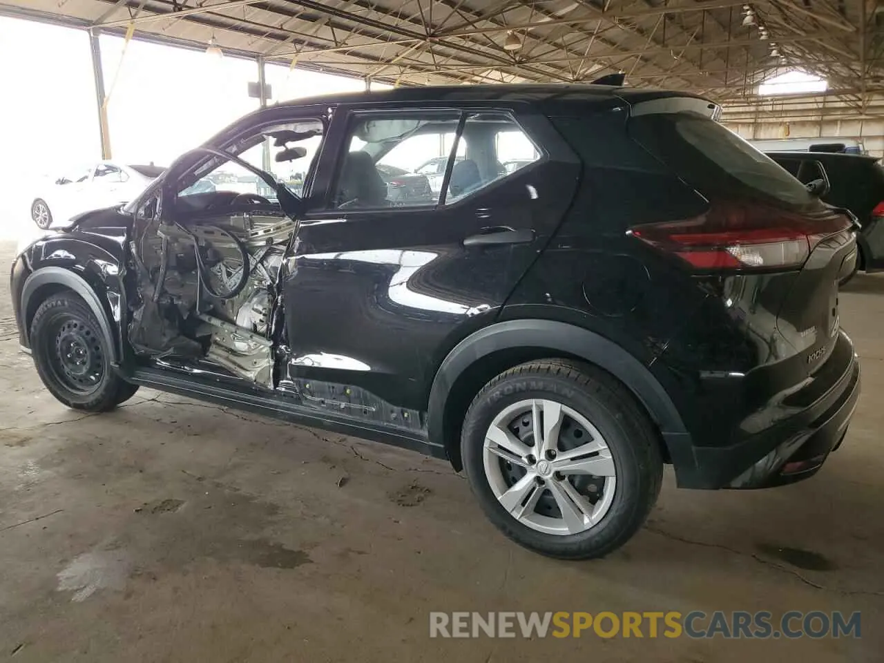 2 Photograph of a damaged car 3N1CP5BV6ML533691 NISSAN KICKS 2021