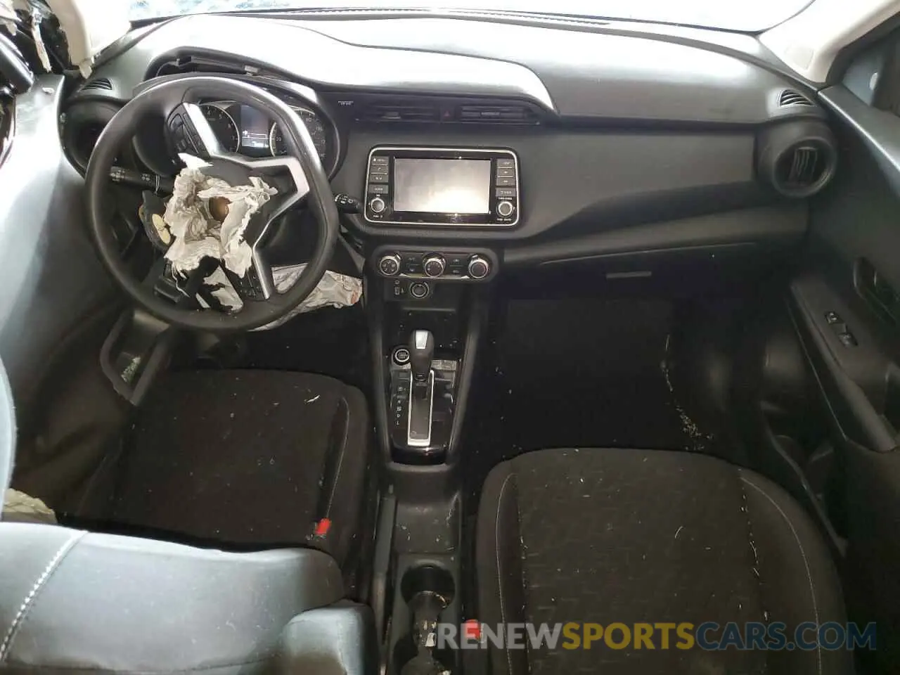 8 Photograph of a damaged car 3N1CP5BV6ML533691 NISSAN KICKS 2021