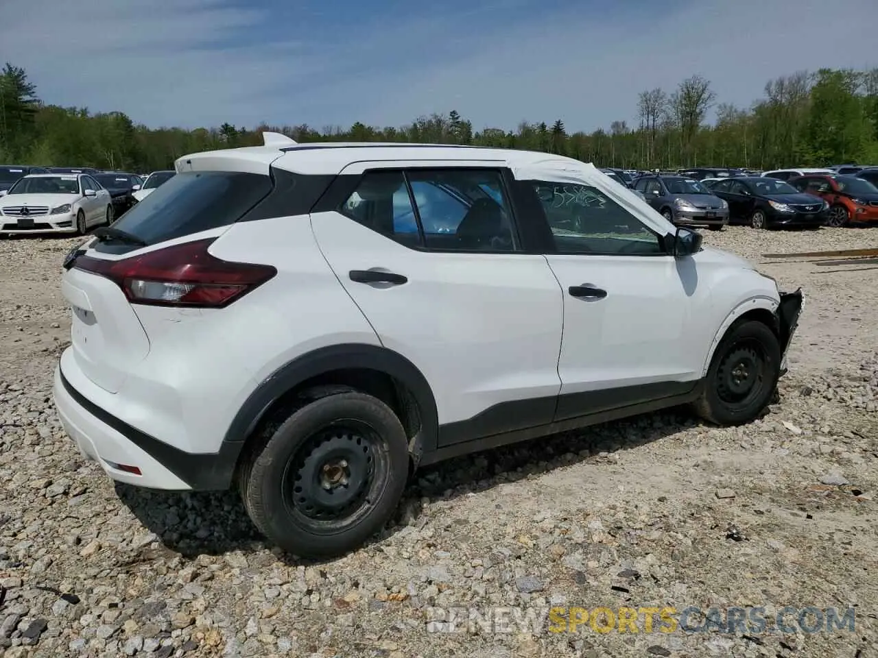 3 Photograph of a damaged car 3N1CP5BV6ML547591 NISSAN KICKS 2021