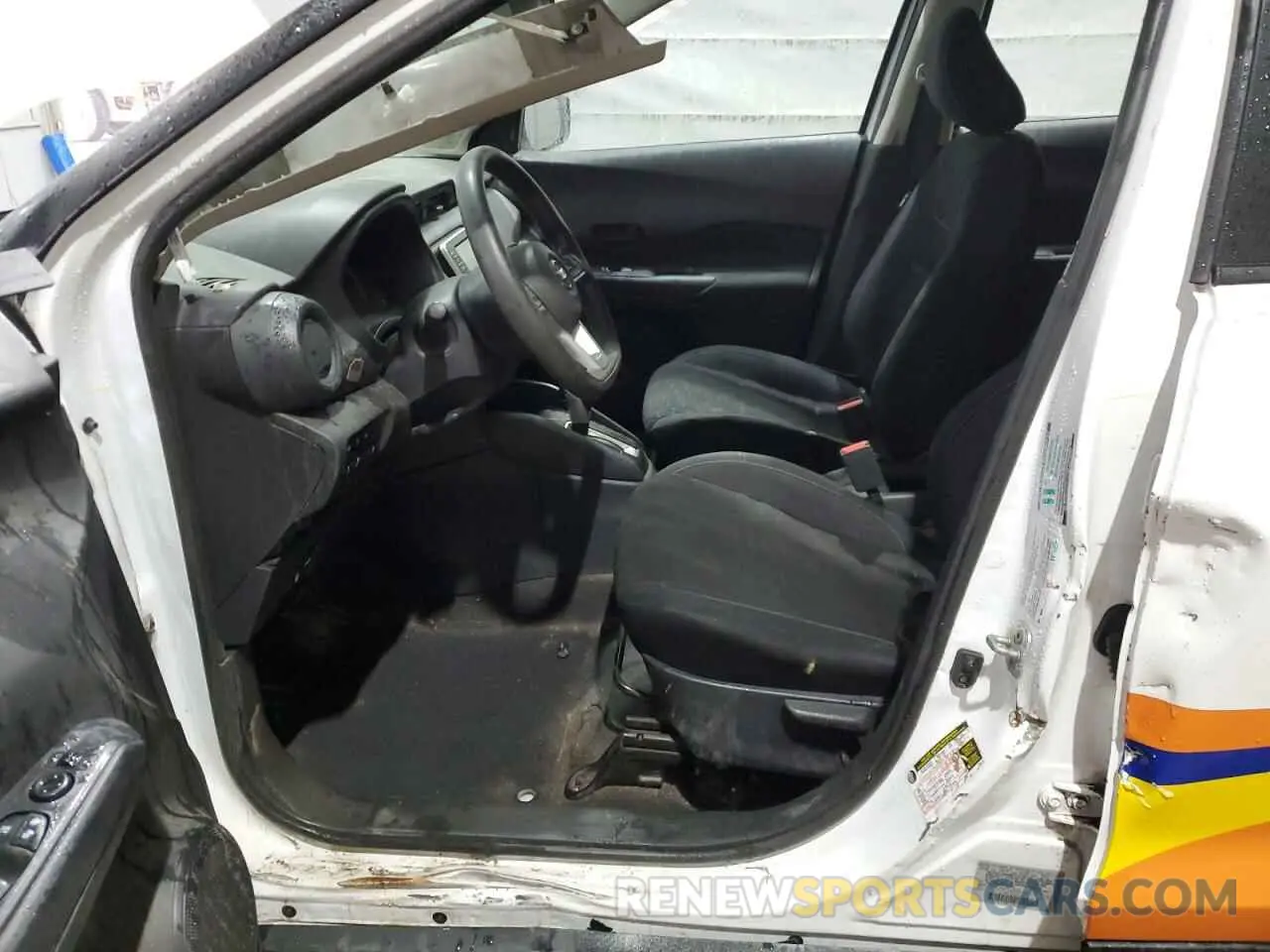 7 Photograph of a damaged car 3N1CP5BV6ML547591 NISSAN KICKS 2021
