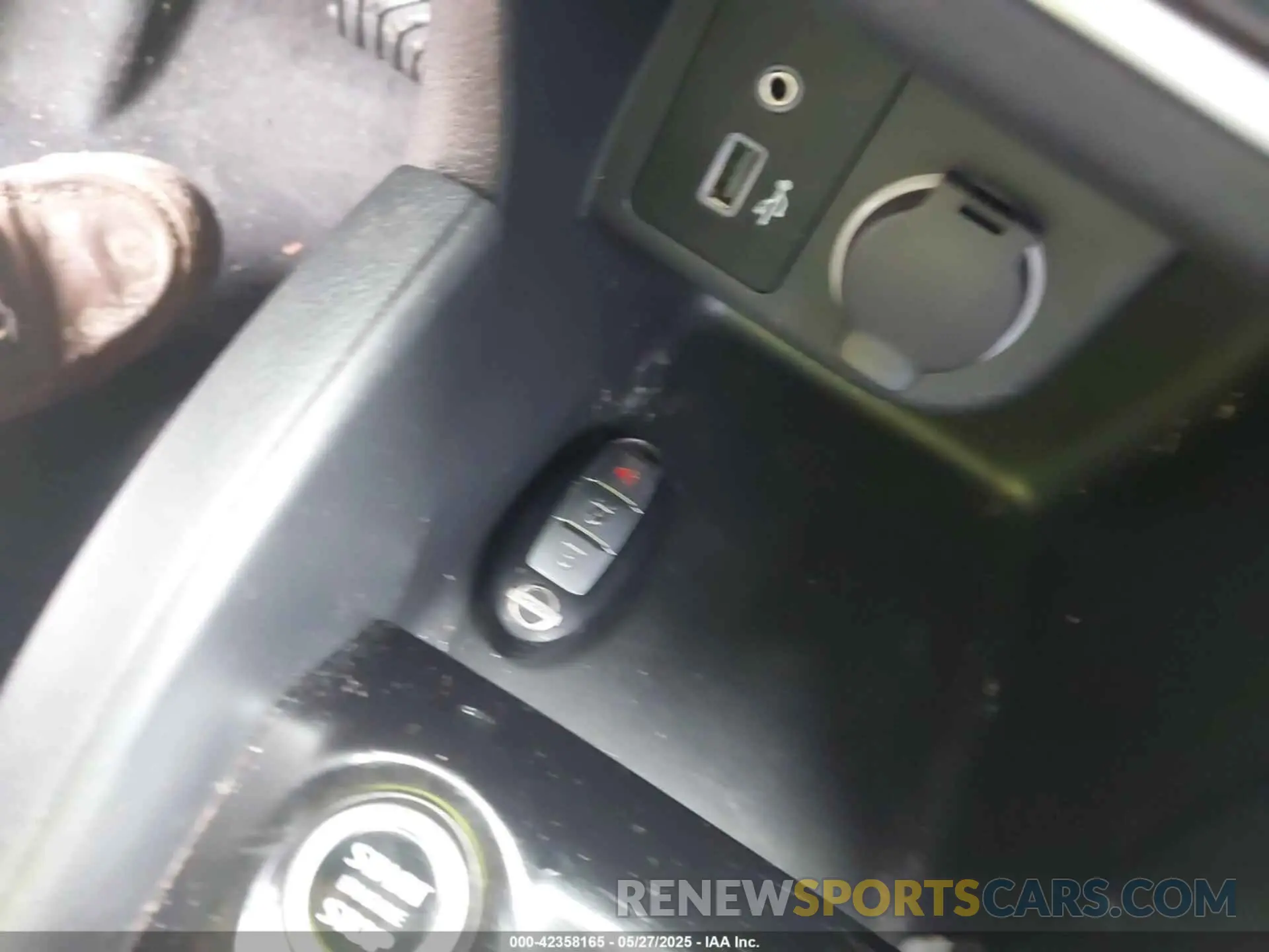 11 Photograph of a damaged car 3N1CP5BV8ML508968 NISSAN KICKS 2021