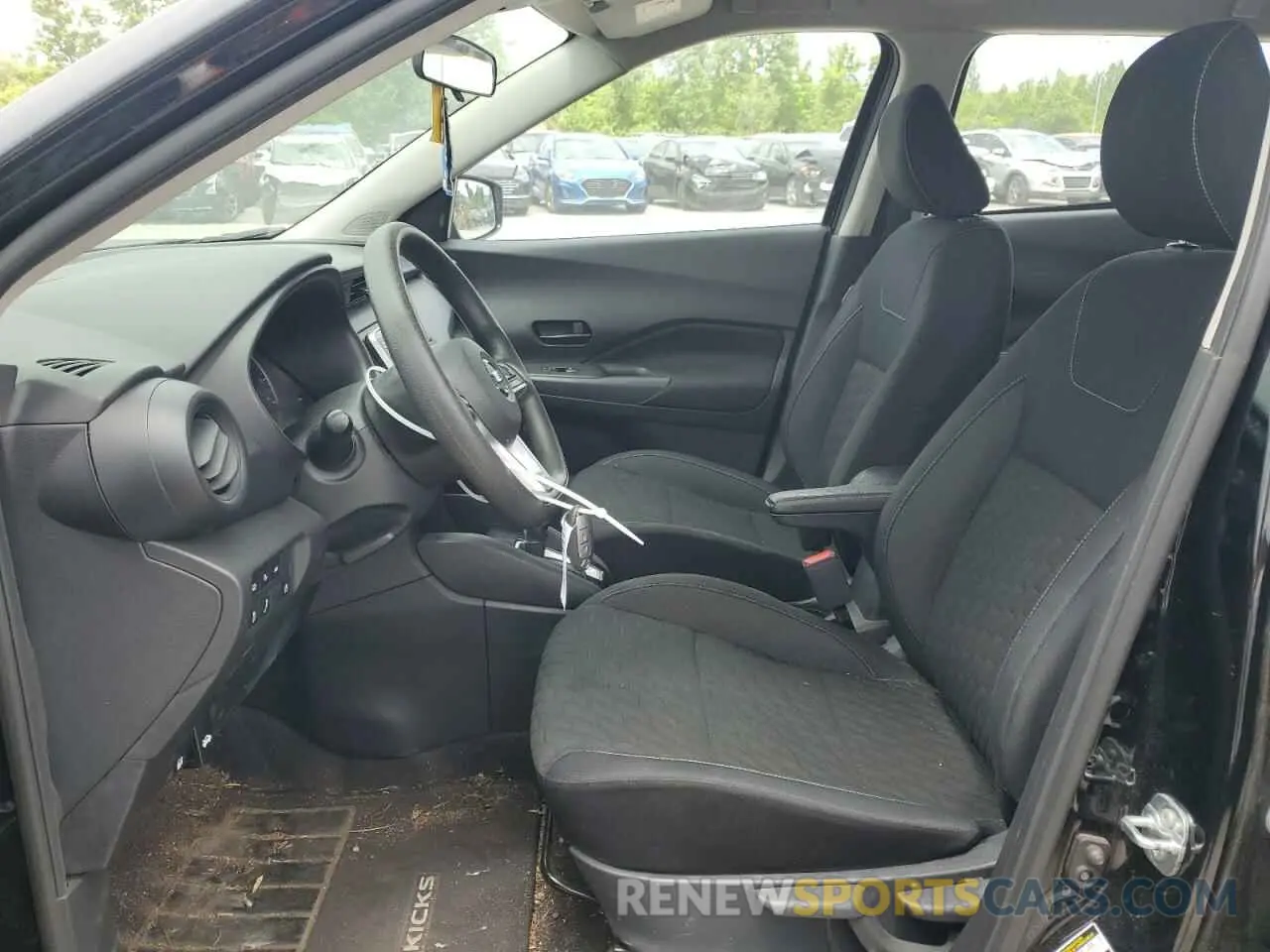 7 Photograph of a damaged car 3N1CP5BV8ML564957 NISSAN KICKS 2021