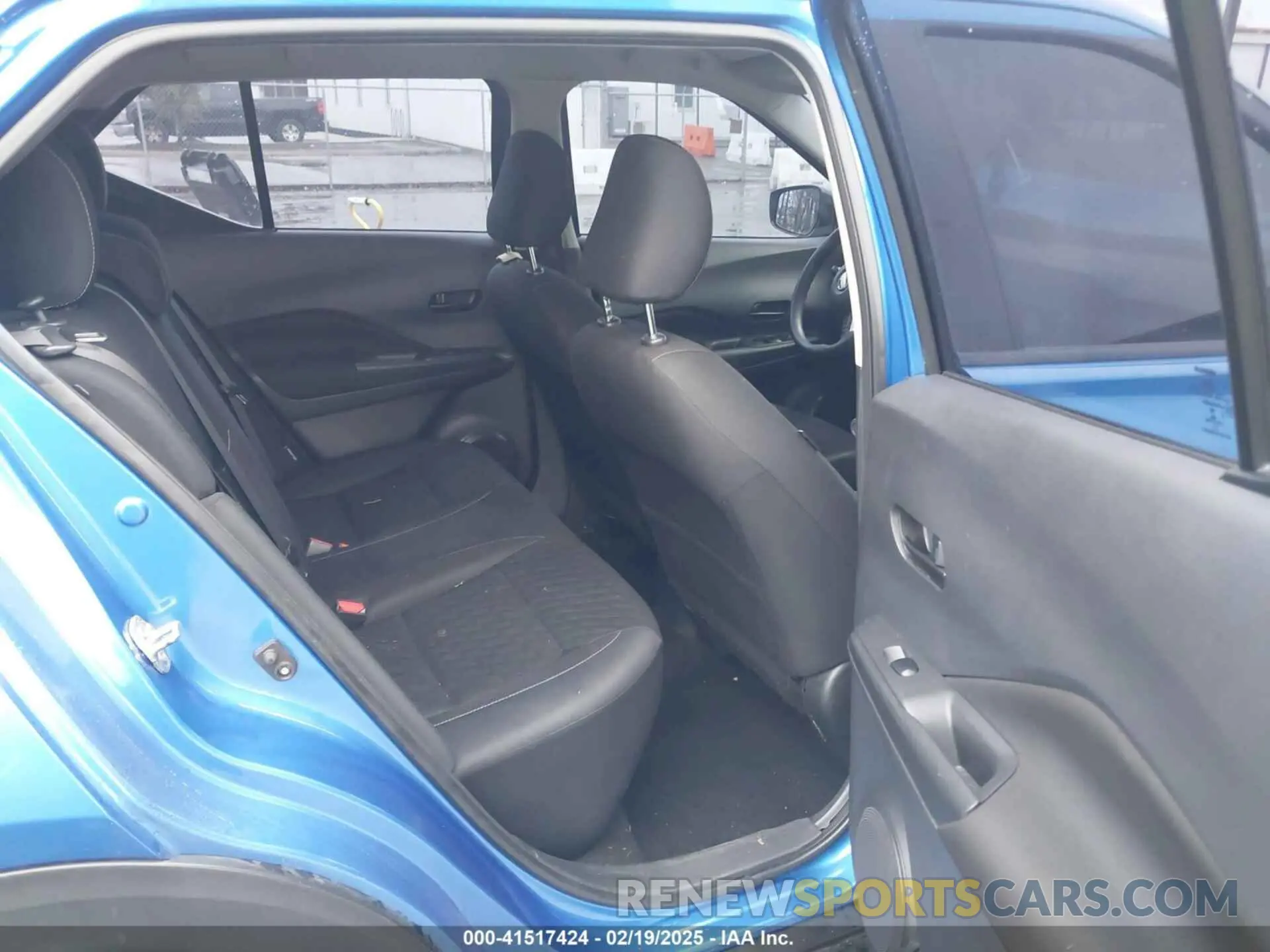 8 Photograph of a damaged car 3N1CP5BV9ML515282 NISSAN KICKS 2021