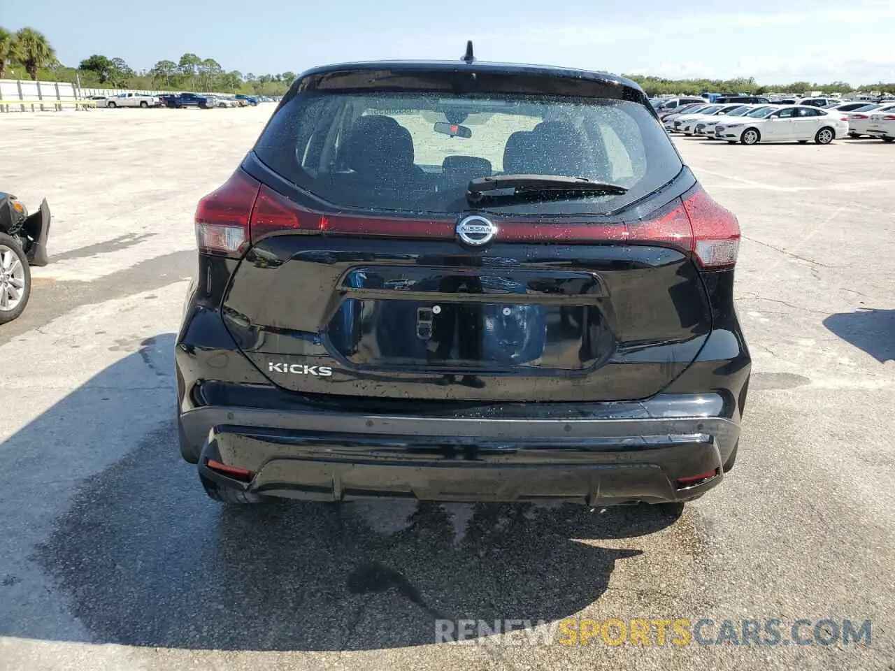 6 Photograph of a damaged car 3N1CP5BVXML503898 NISSAN KICKS 2021
