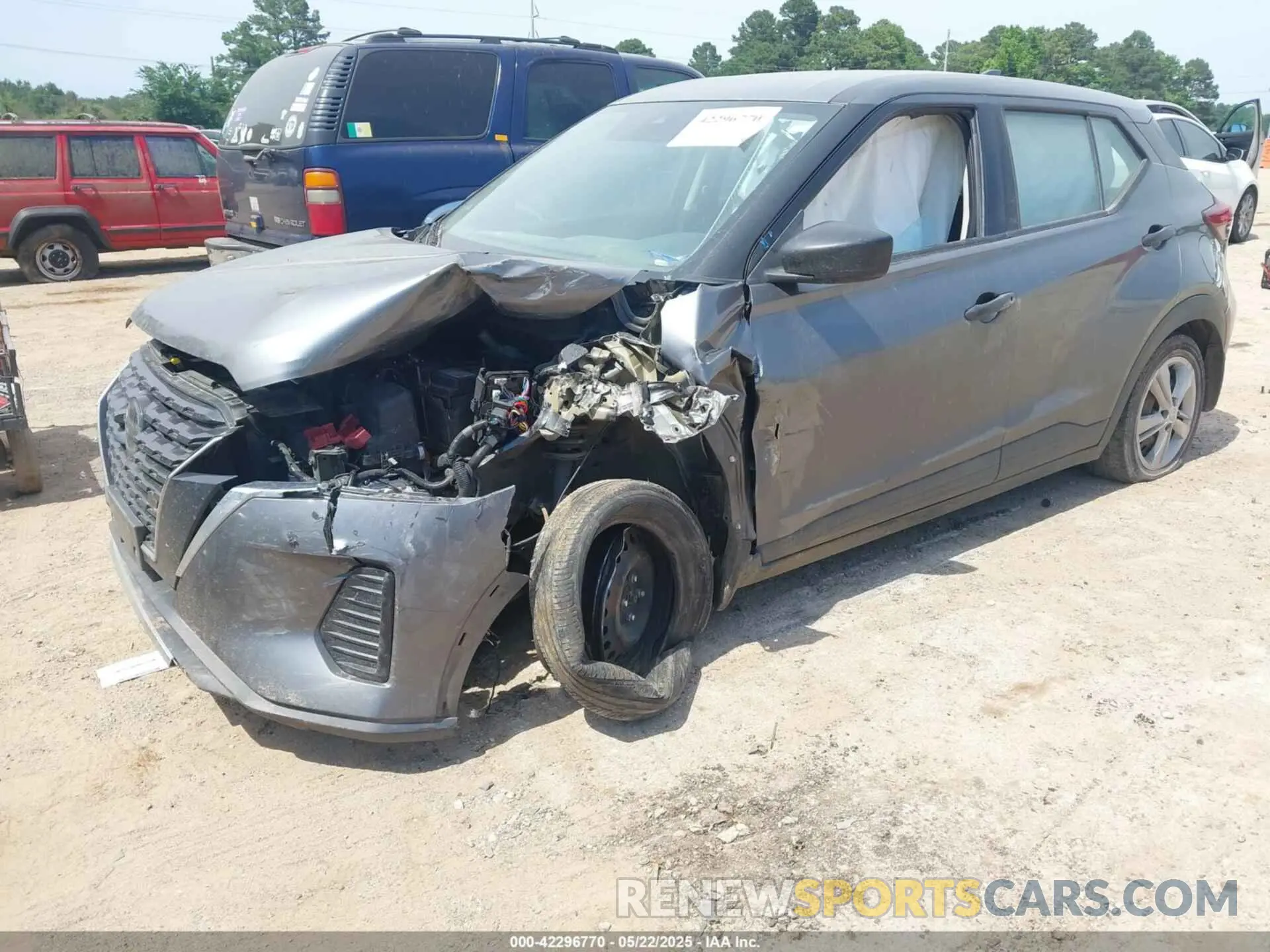 2 Фотография поврежденного автомобиля 3N1CP5BVXML551059 NISSAN KICKS 2021
