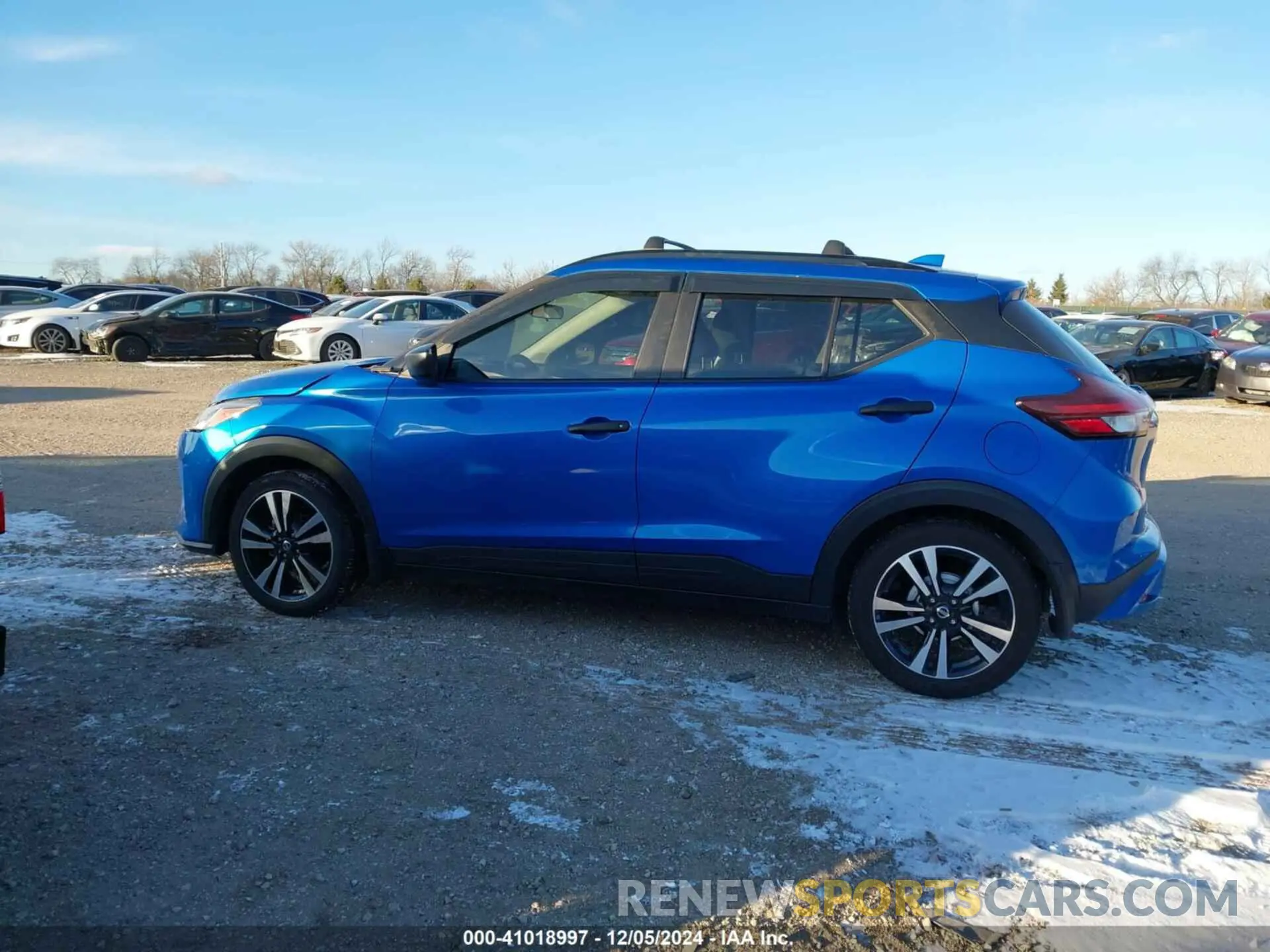 14 Photograph of a damaged car 3N1CP5BVXML566113 NISSAN KICKS 2021