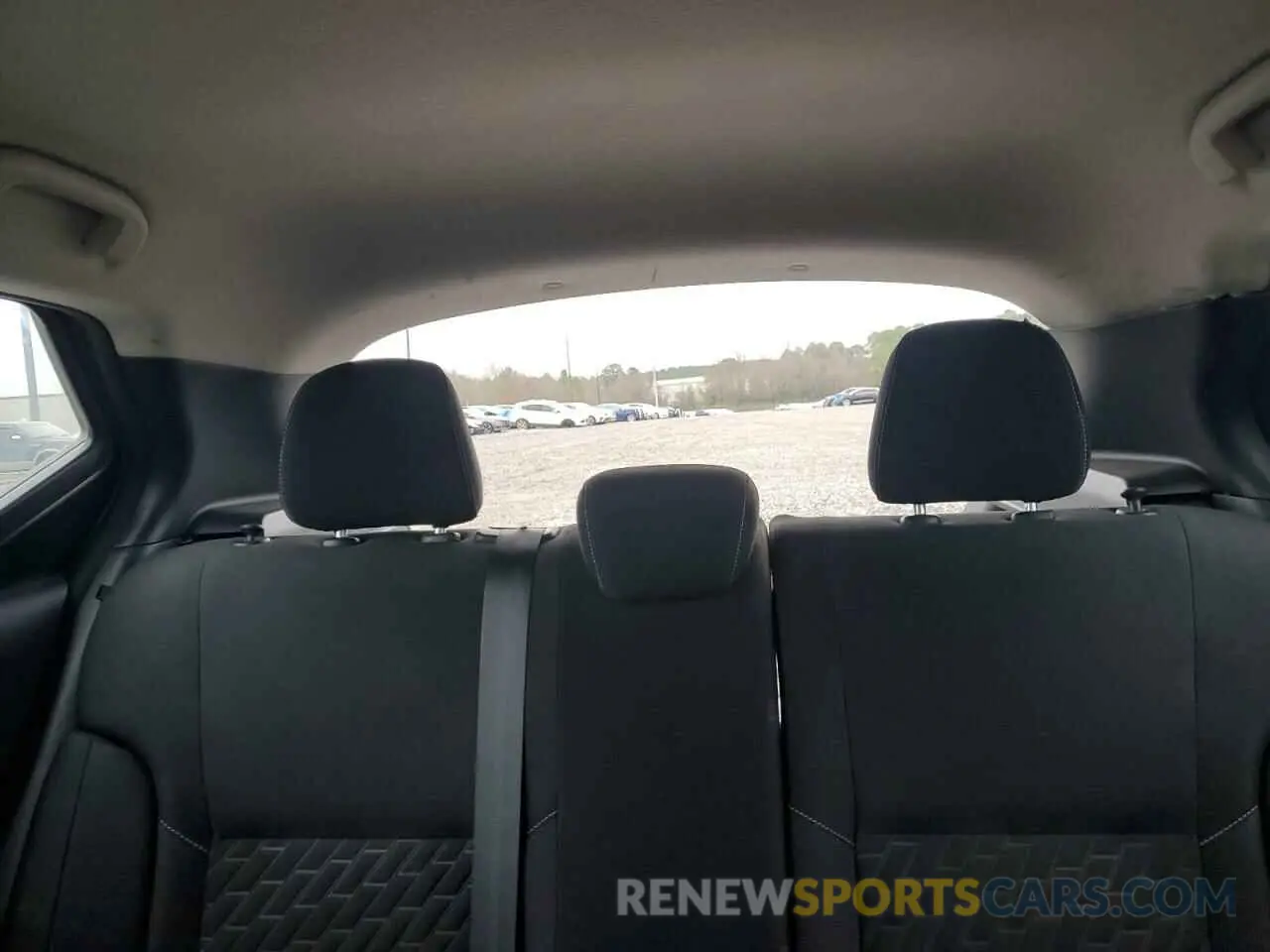 10 Photograph of a damaged car 3N1CP5CV0ML470067 NISSAN KICKS 2021