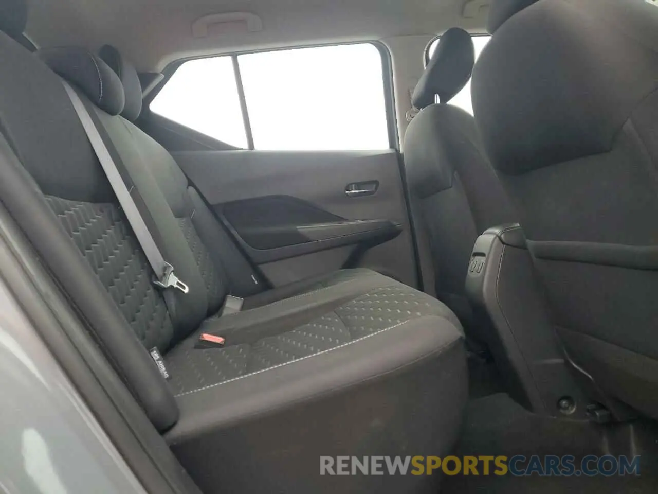 11 Photograph of a damaged car 3N1CP5CV0ML470067 NISSAN KICKS 2021